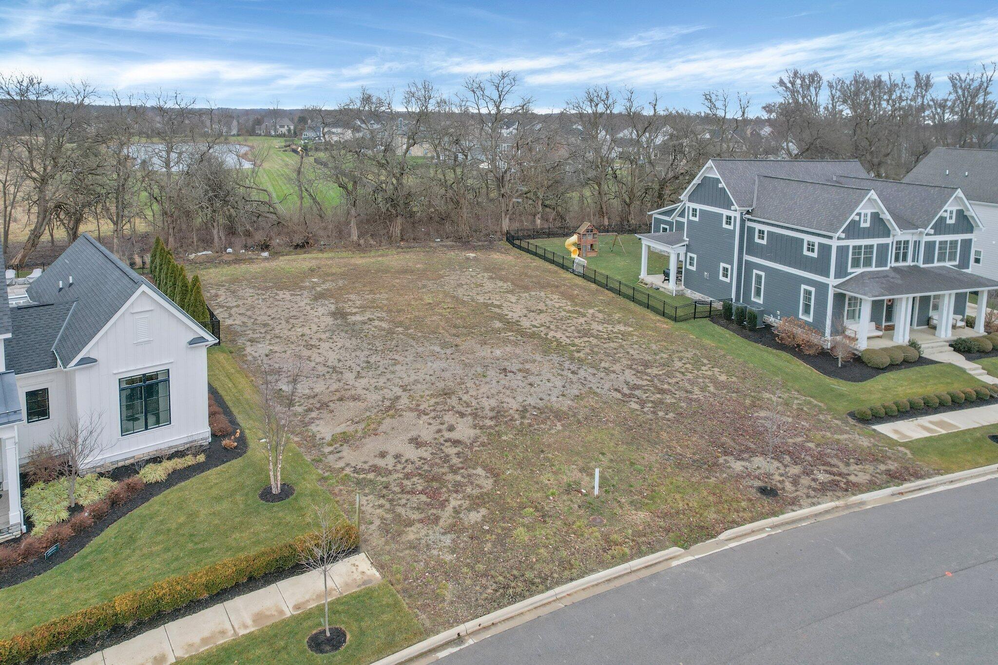 5561 Maple Drive
