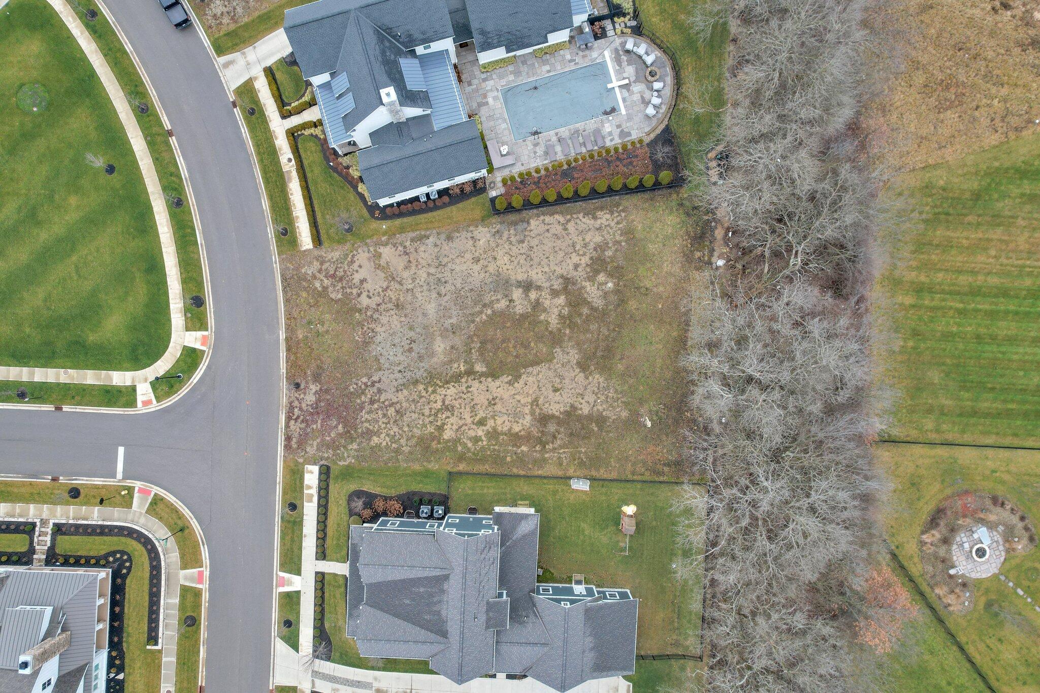 5561 Maple Drive