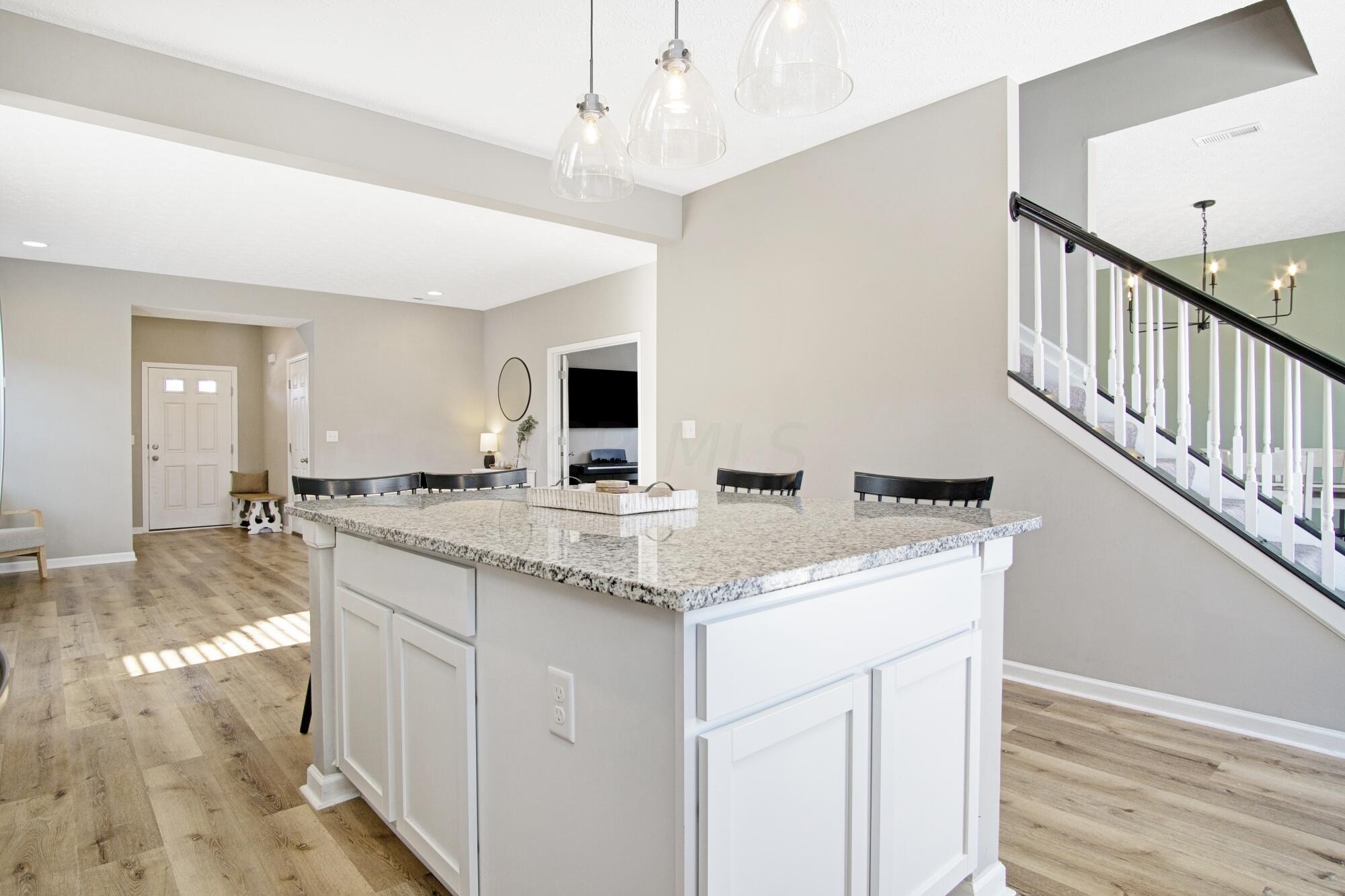 1131 Hampton Lane