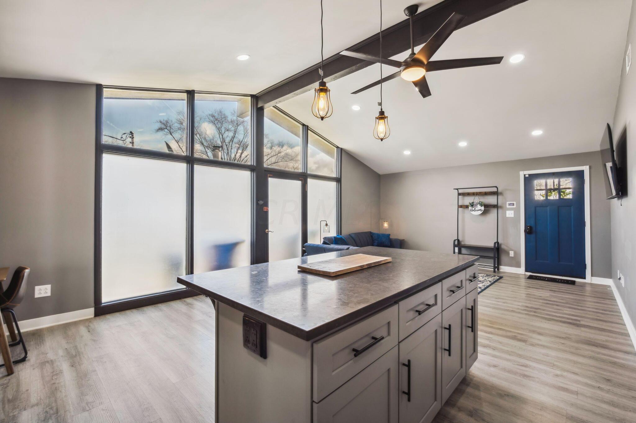 3256 Vanderberg Avenue