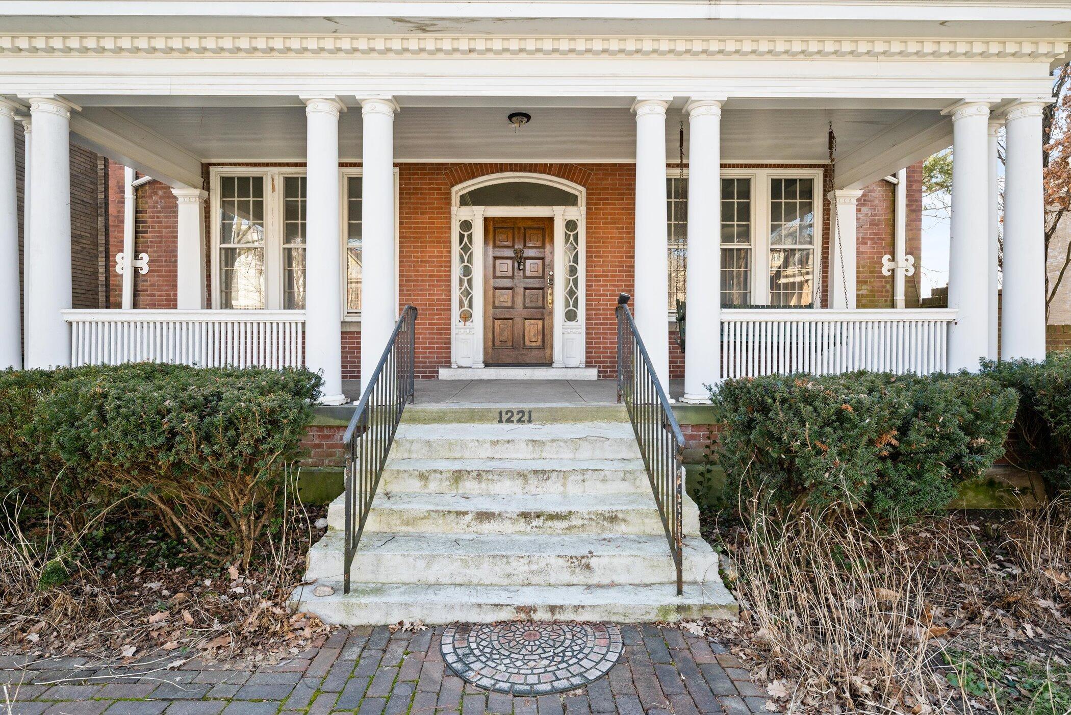 1221 Bryden Road
