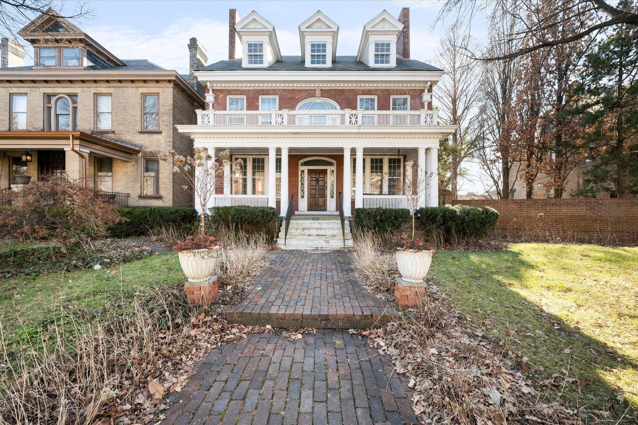 1221 Bryden Road