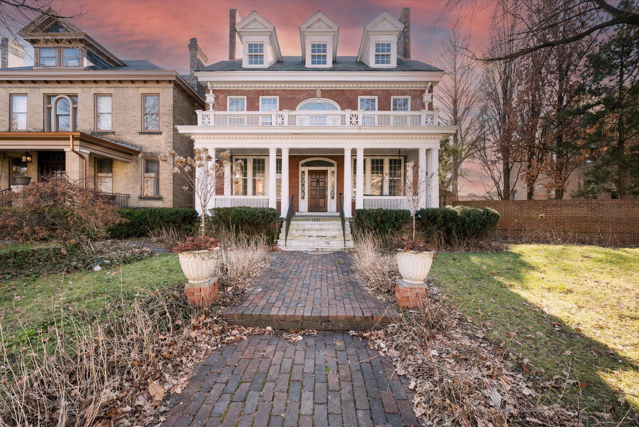 1221 Bryden Road