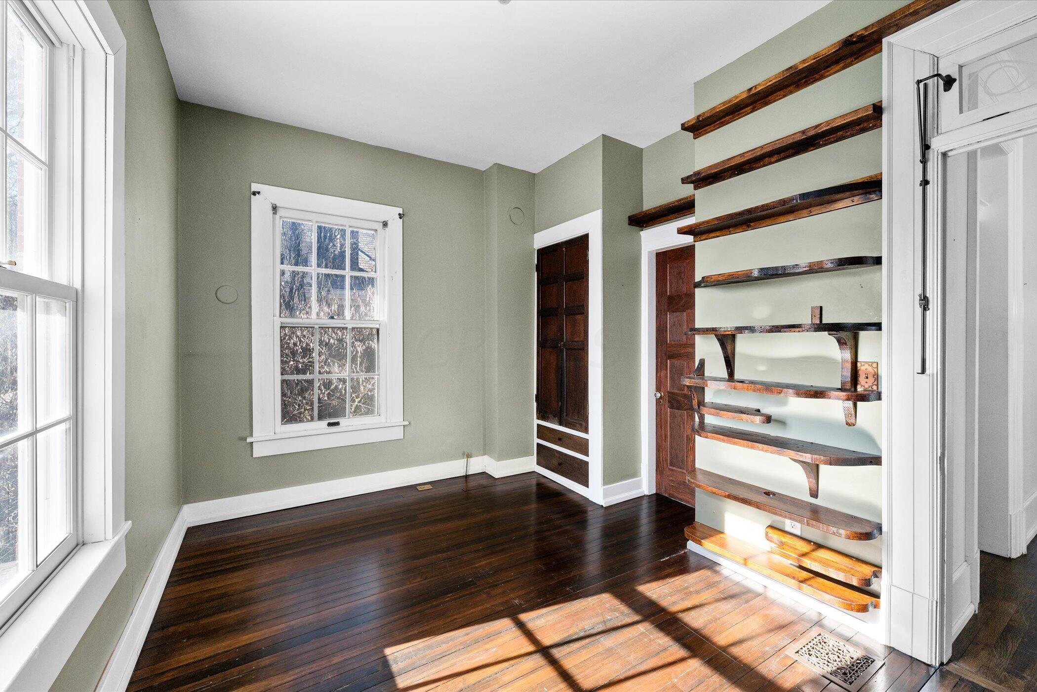 1221 Bryden Road