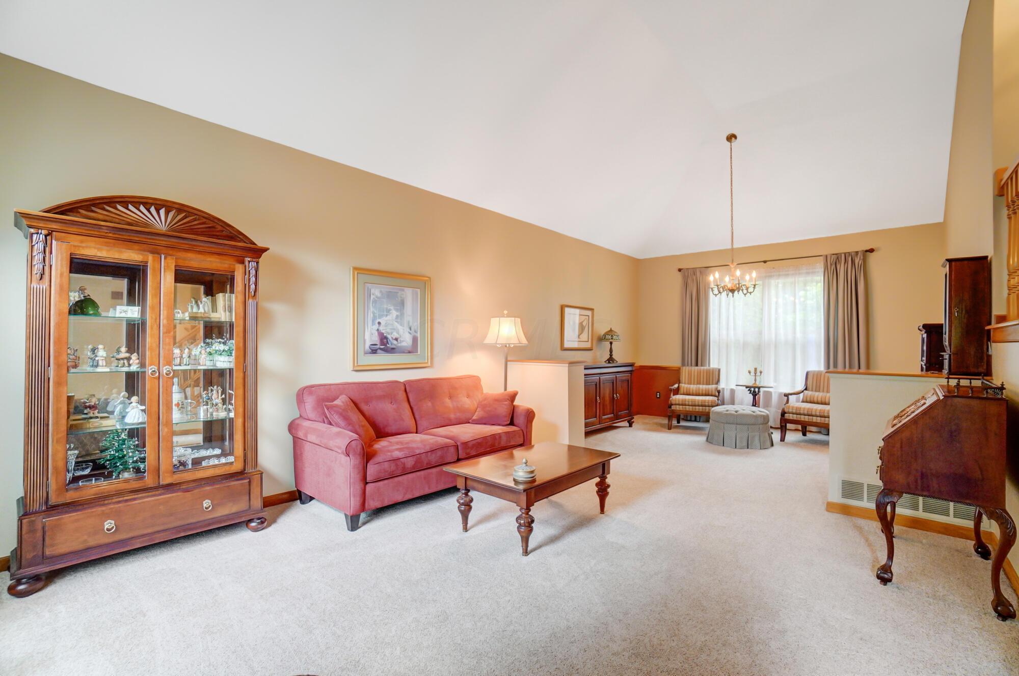 6686 Wynwright Drive