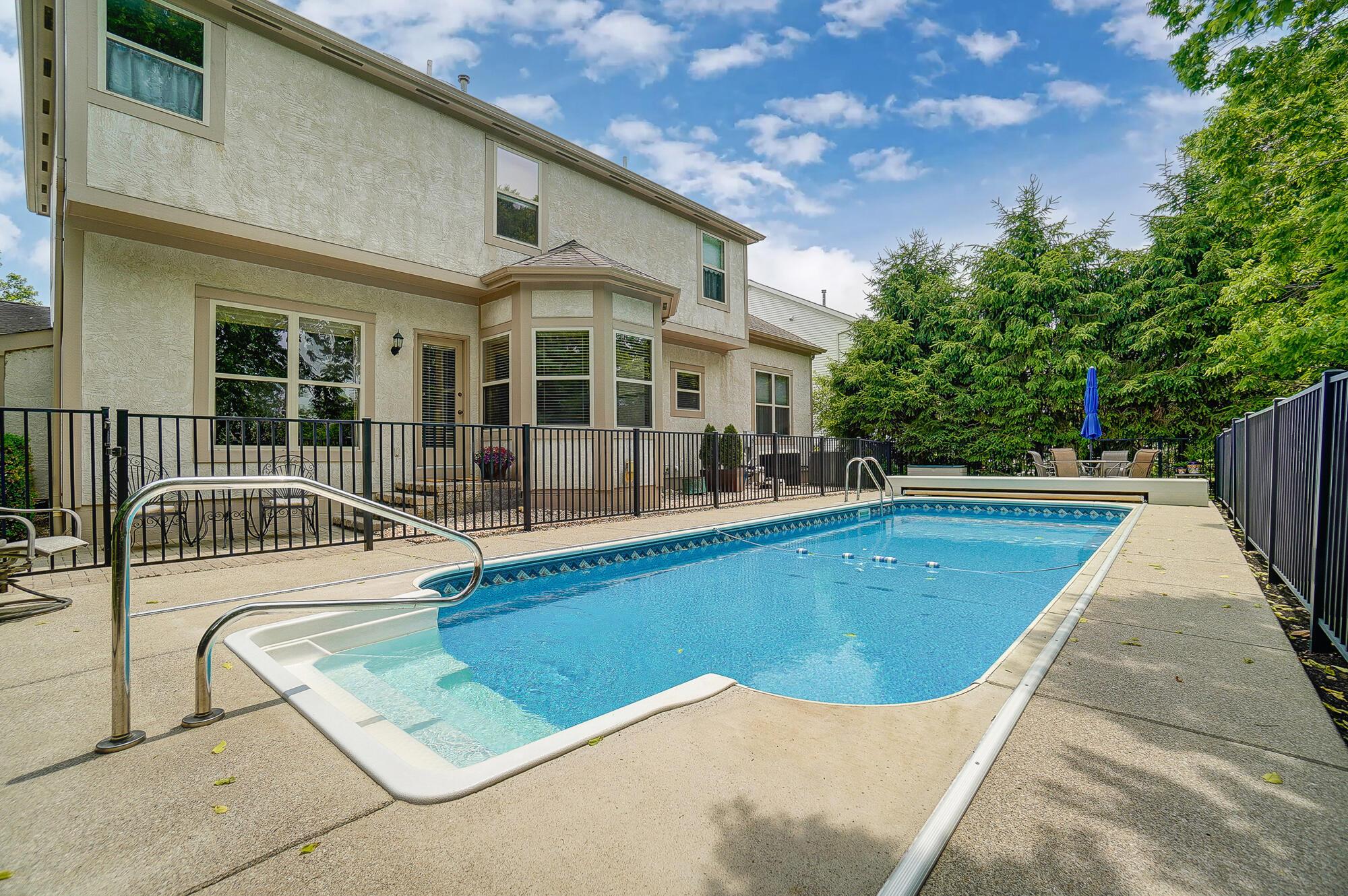6686 Wynwright Drive