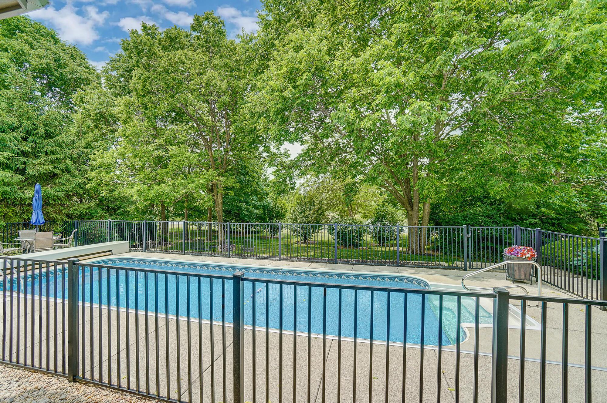 6686 Wynwright Drive