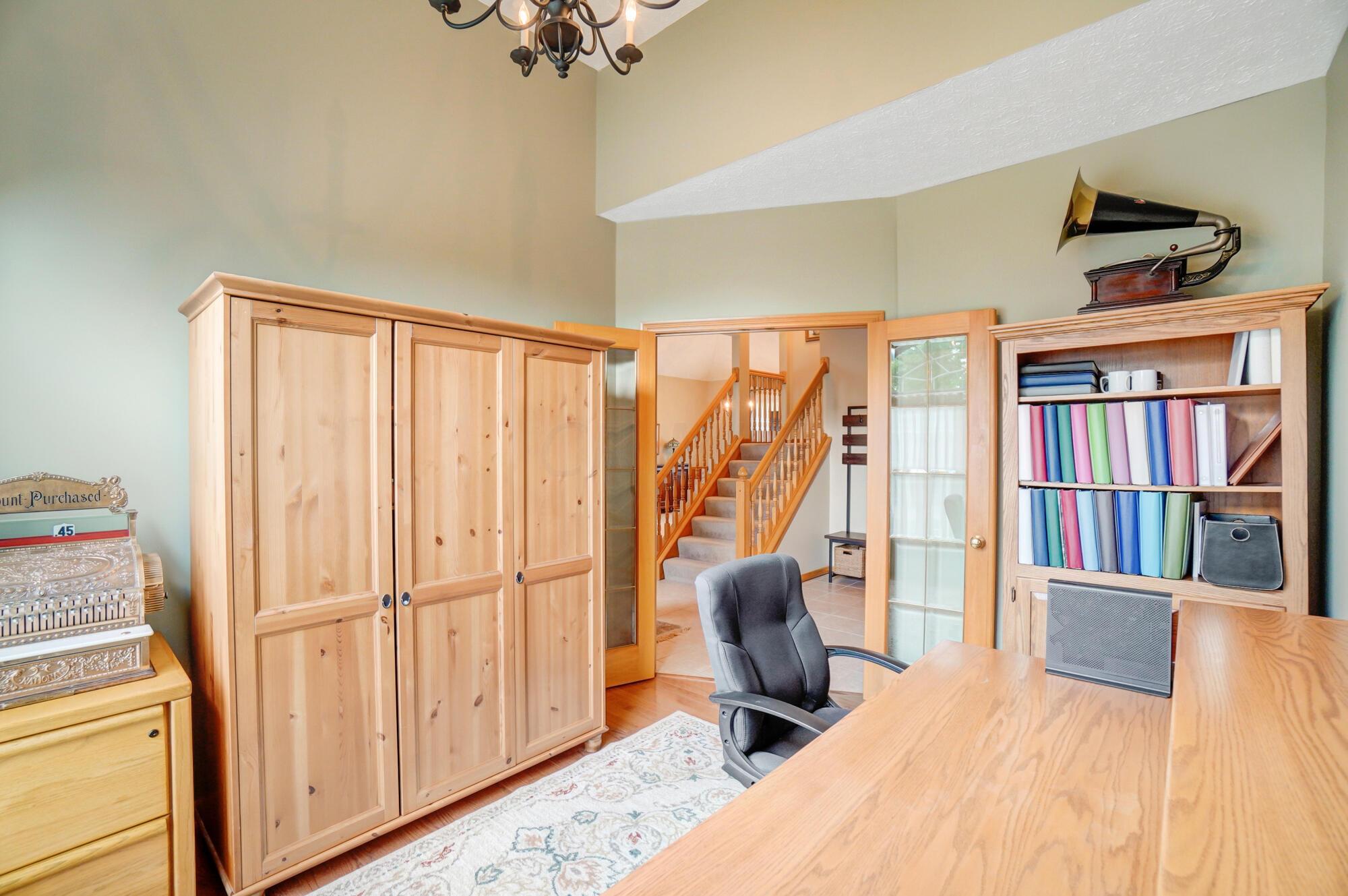 6686 Wynwright Drive