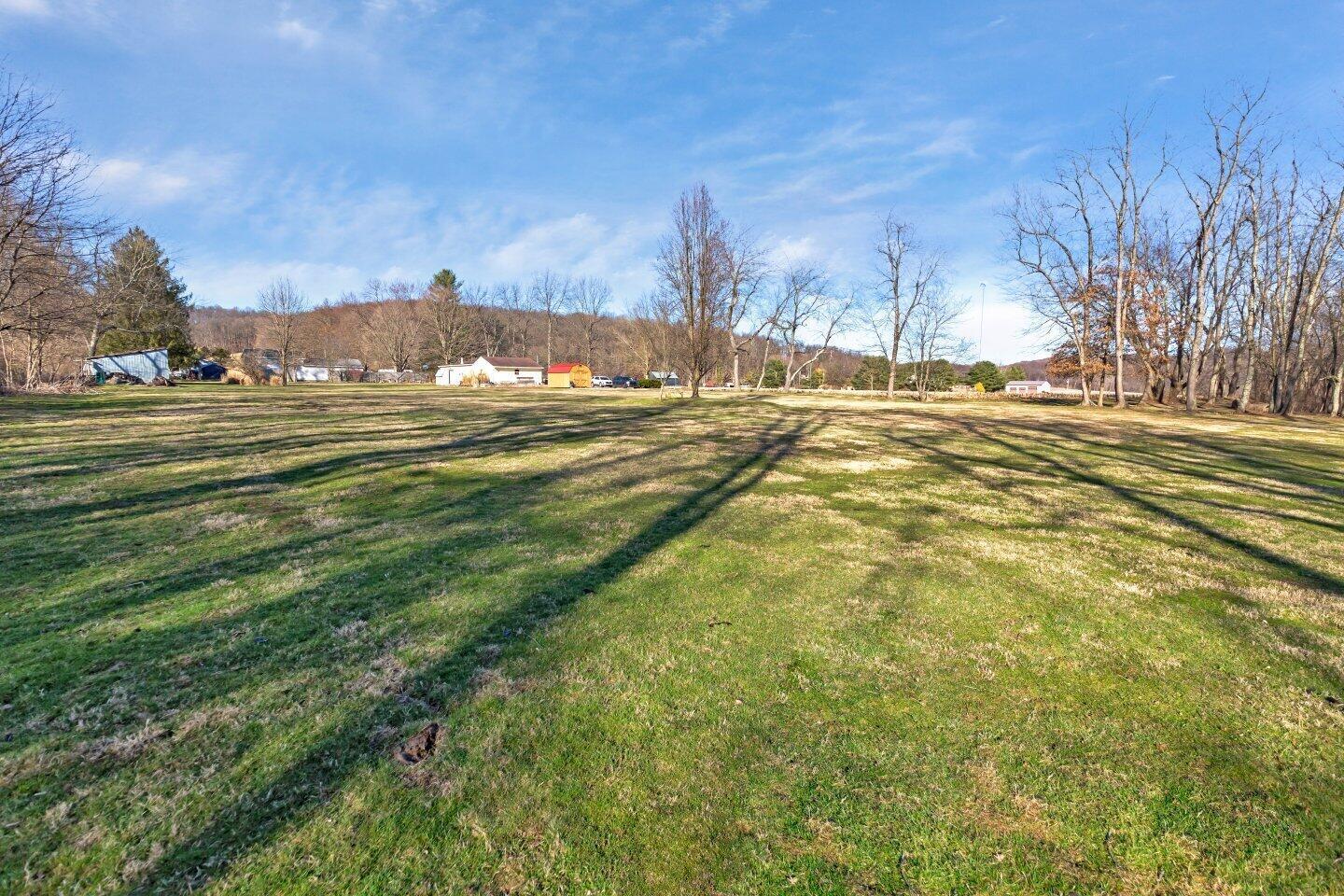 6562 Fallsburg Road NE