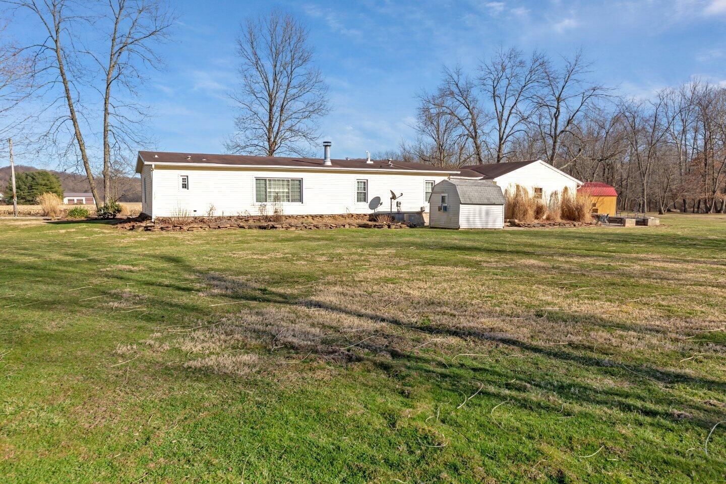 6562 Fallsburg Road NE