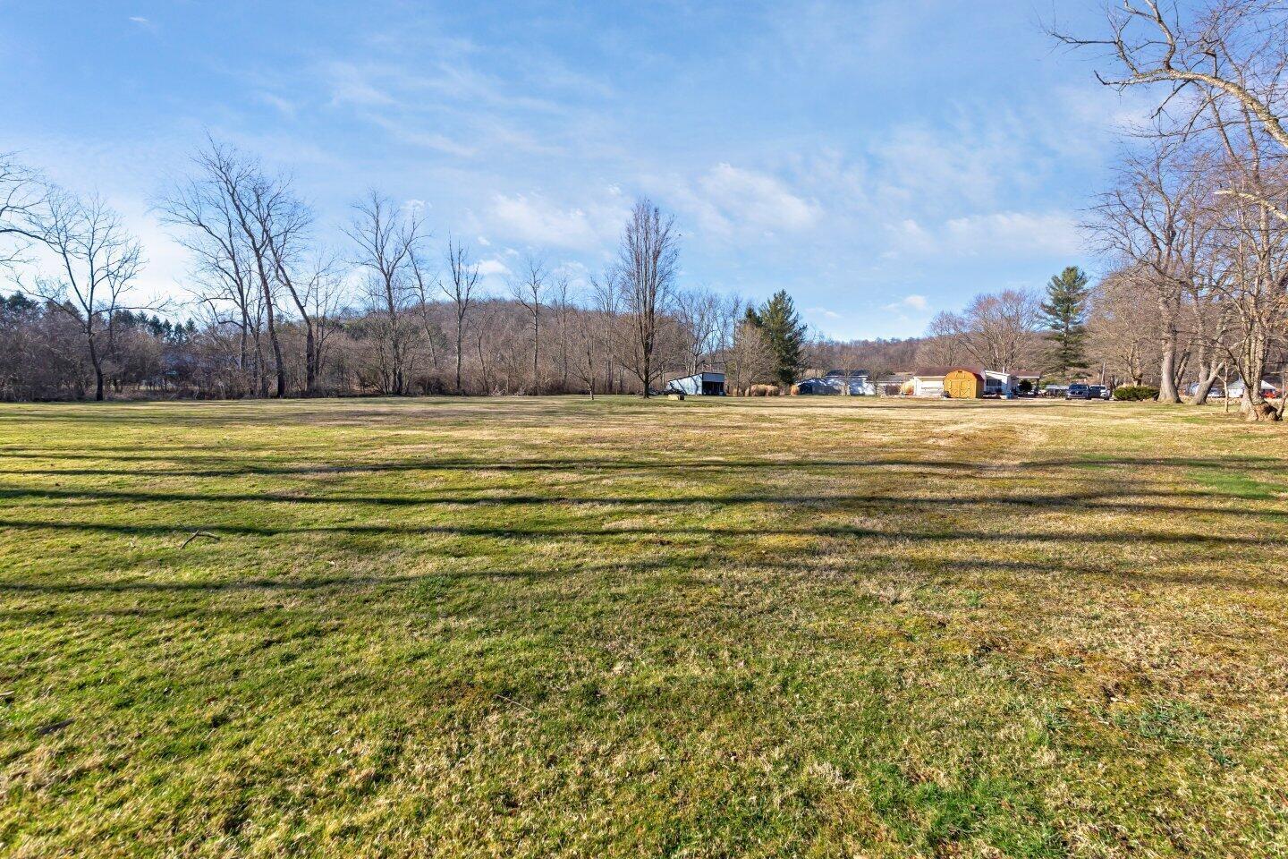 6562 Fallsburg Road NE