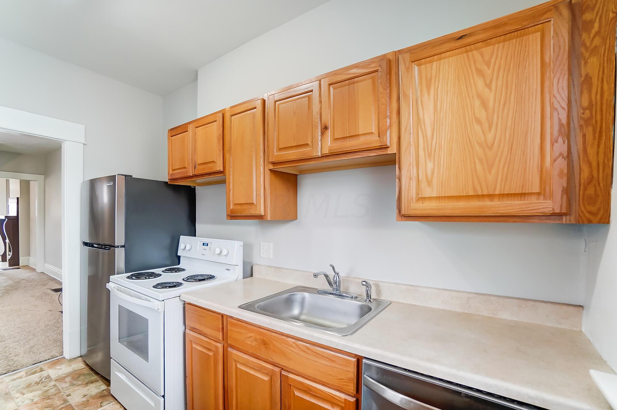 313-315 E Whittier Street