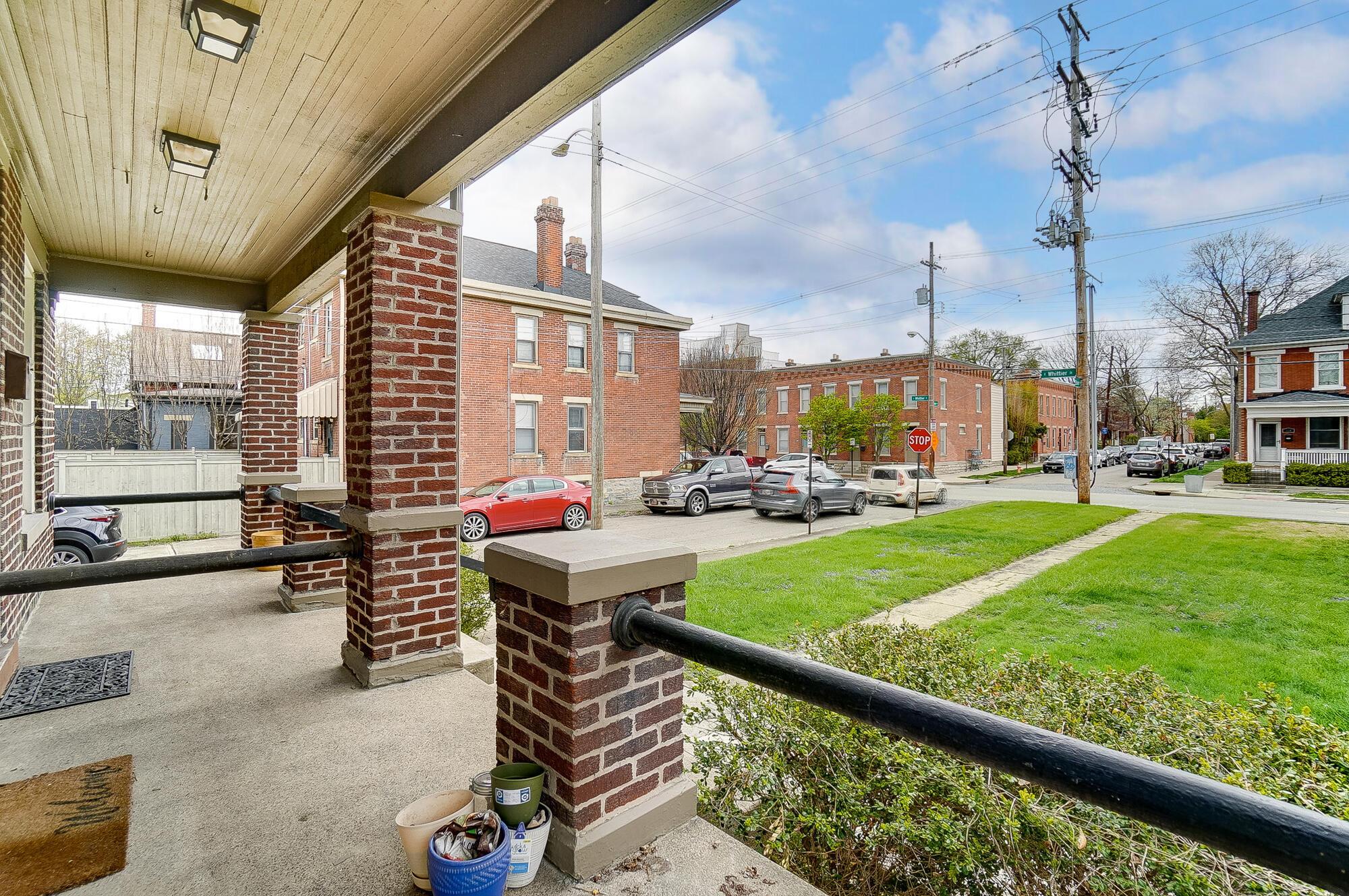 313-315 E Whittier Street