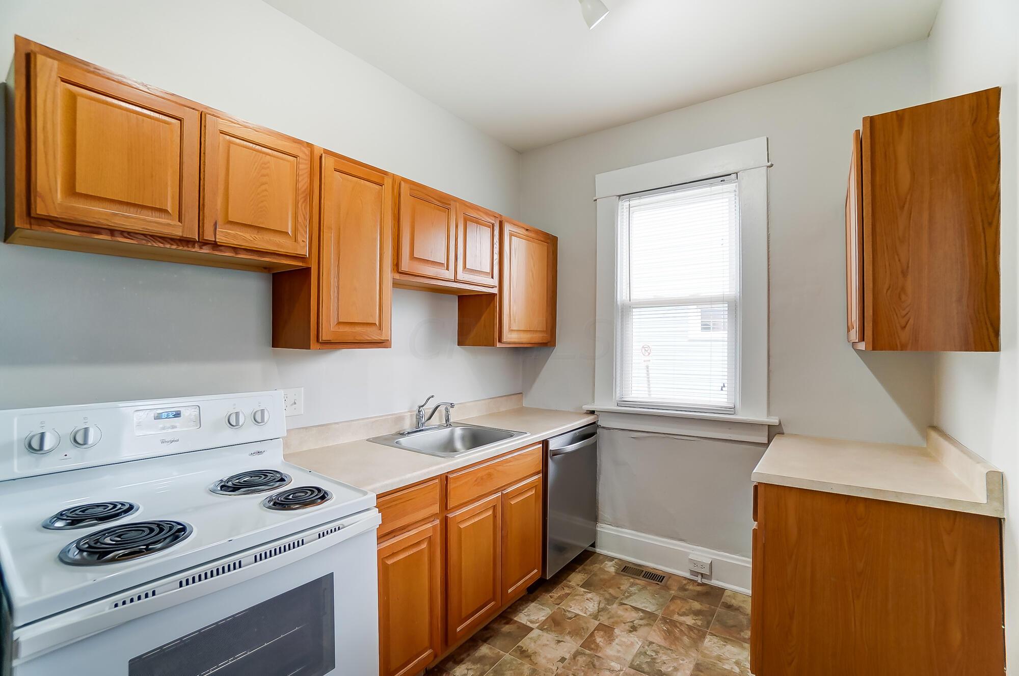 313-315 E Whittier Street