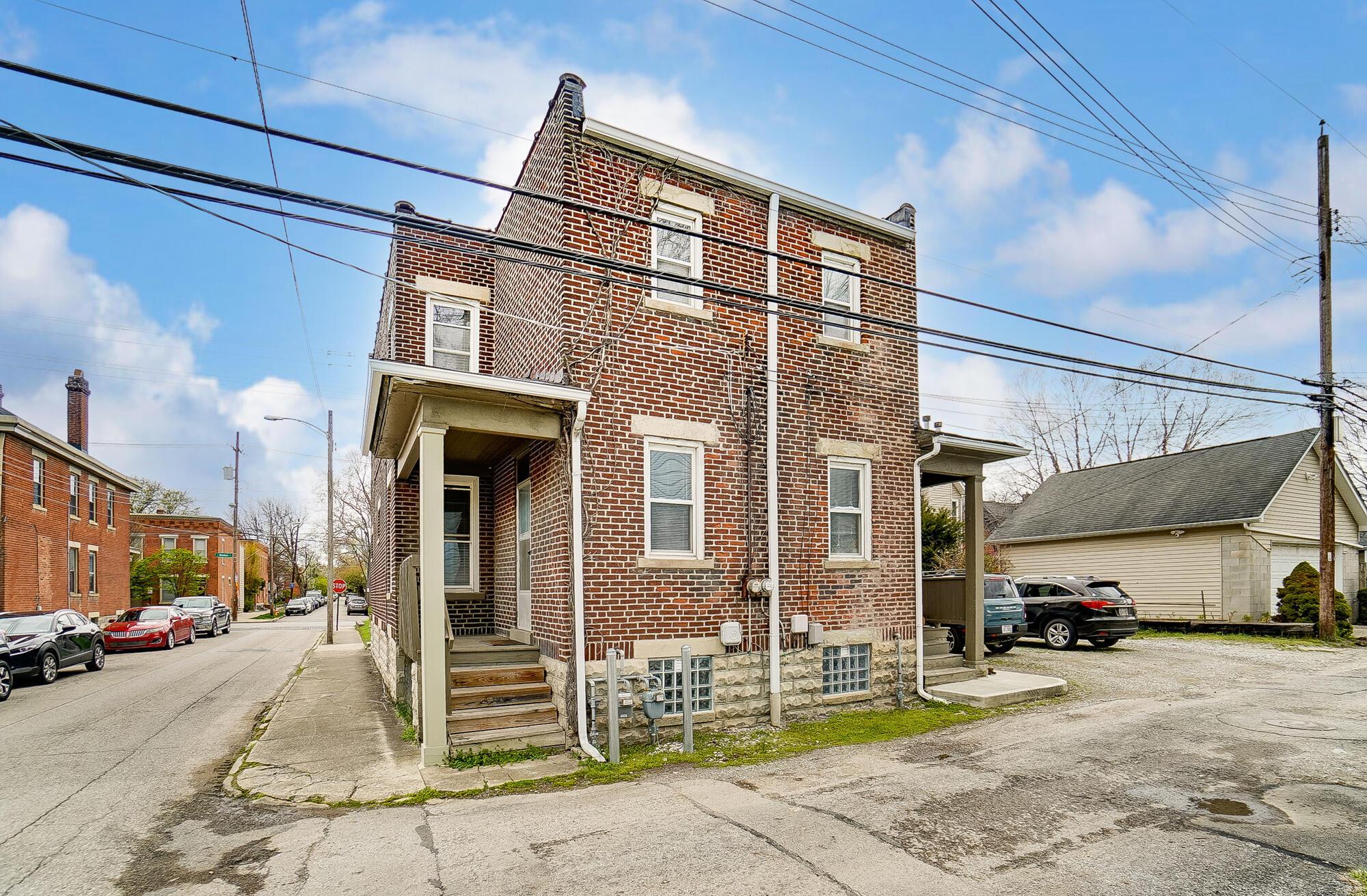 313-315 E Whittier Street