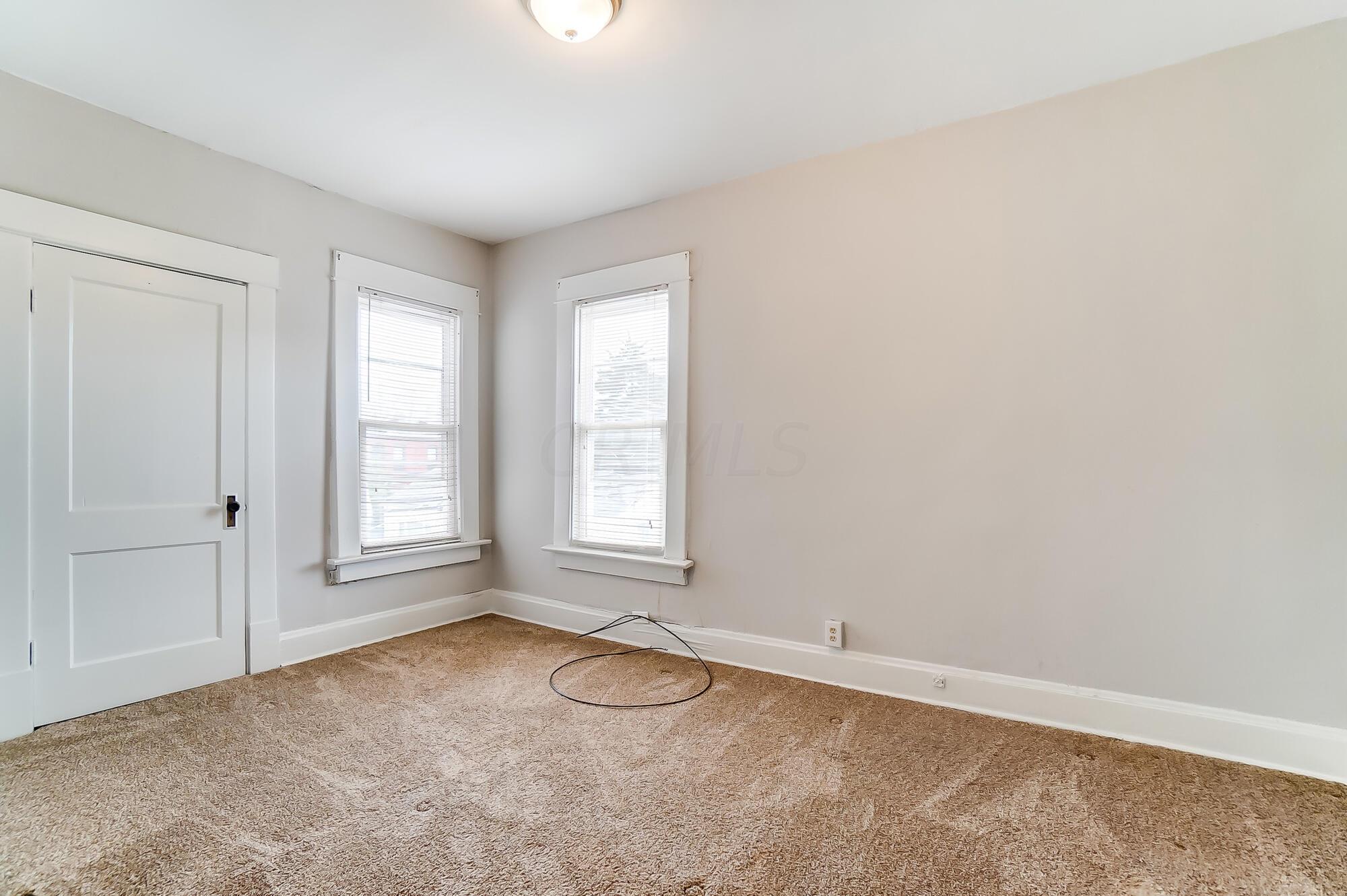 313-315 E Whittier Street