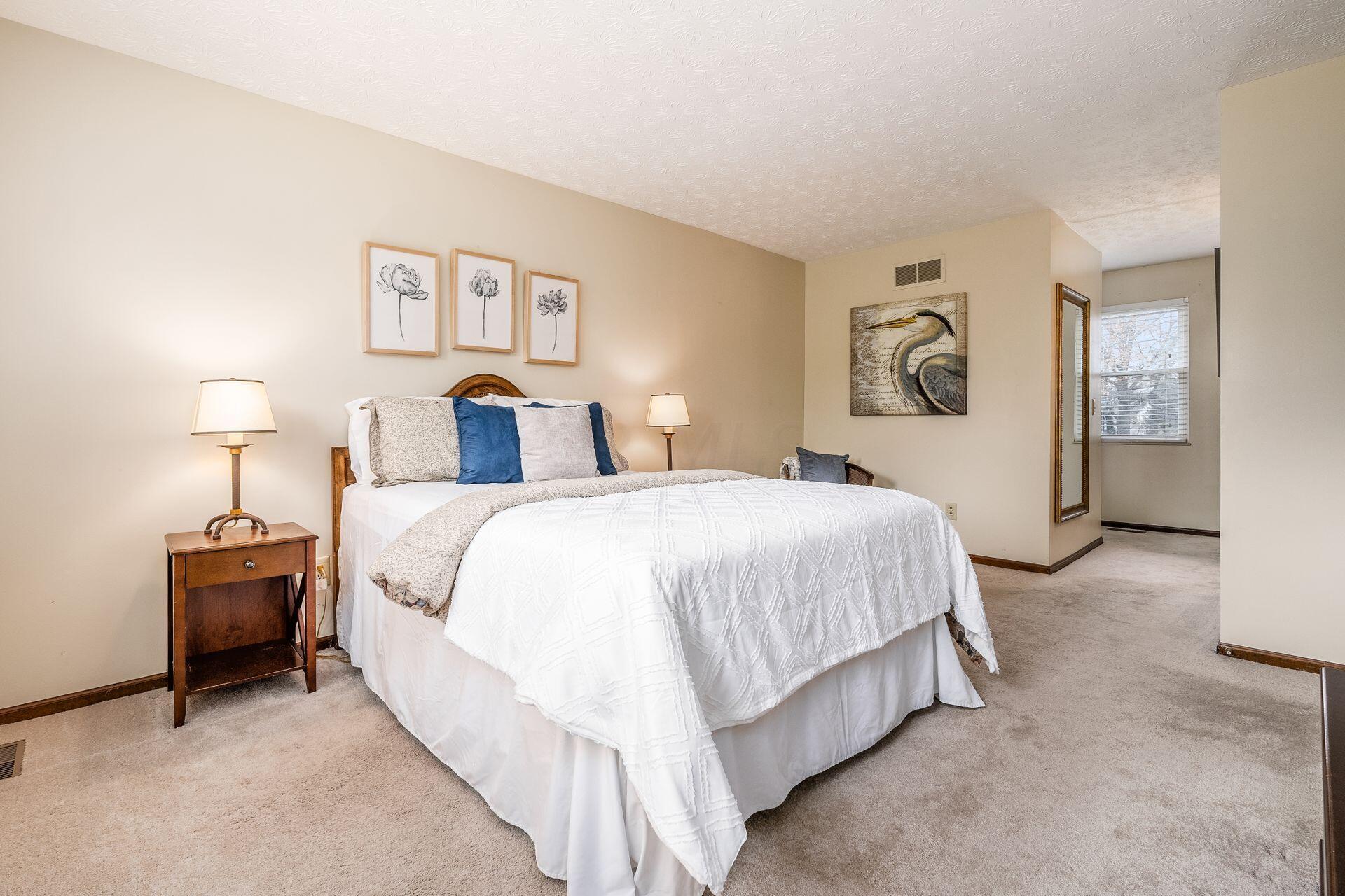 5427 Dinglebay Court
