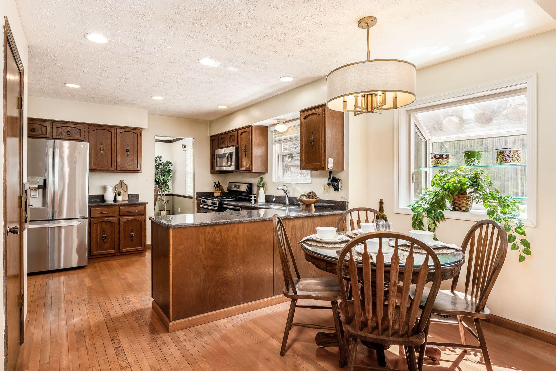5427 Dinglebay Court