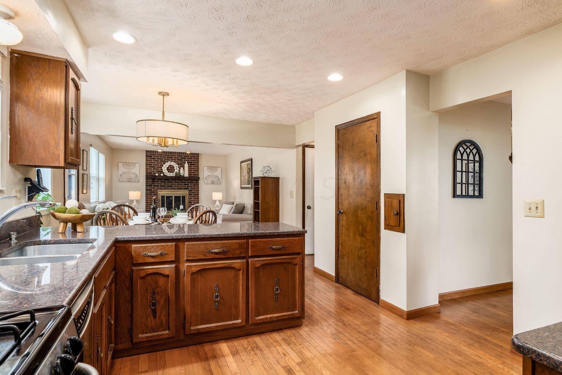 5427 Dinglebay Court