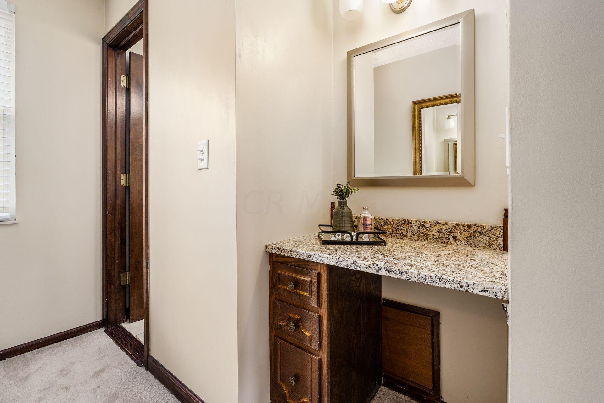5427 Dinglebay Court