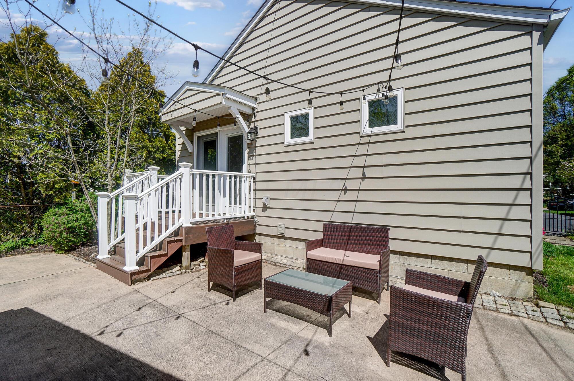 289 E Royal Forest Boulevard