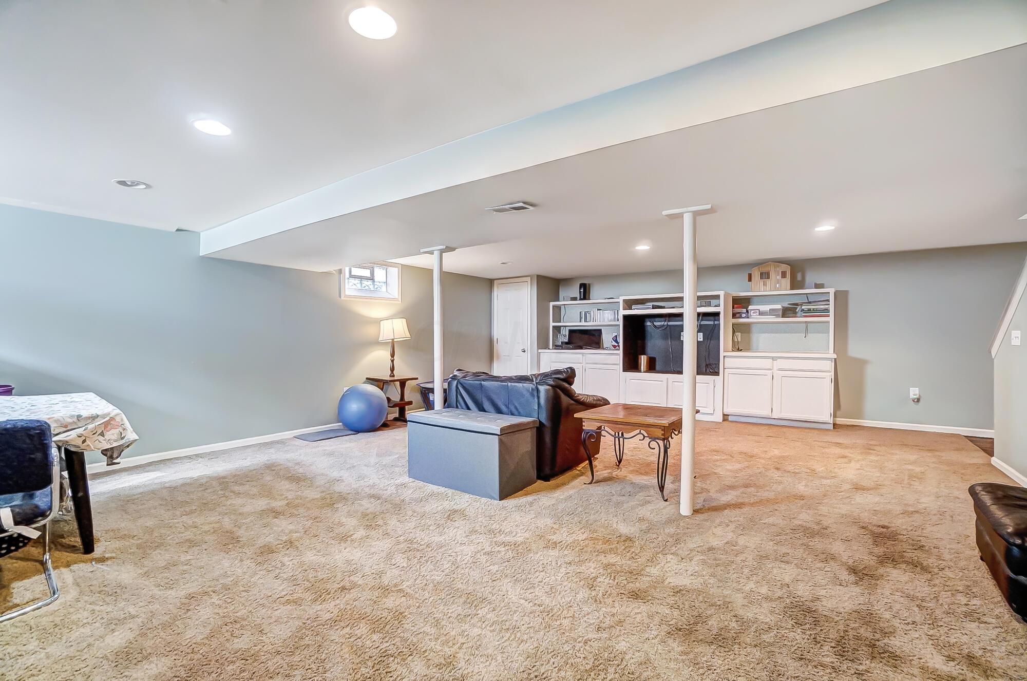 6339 Valley Stream Drive