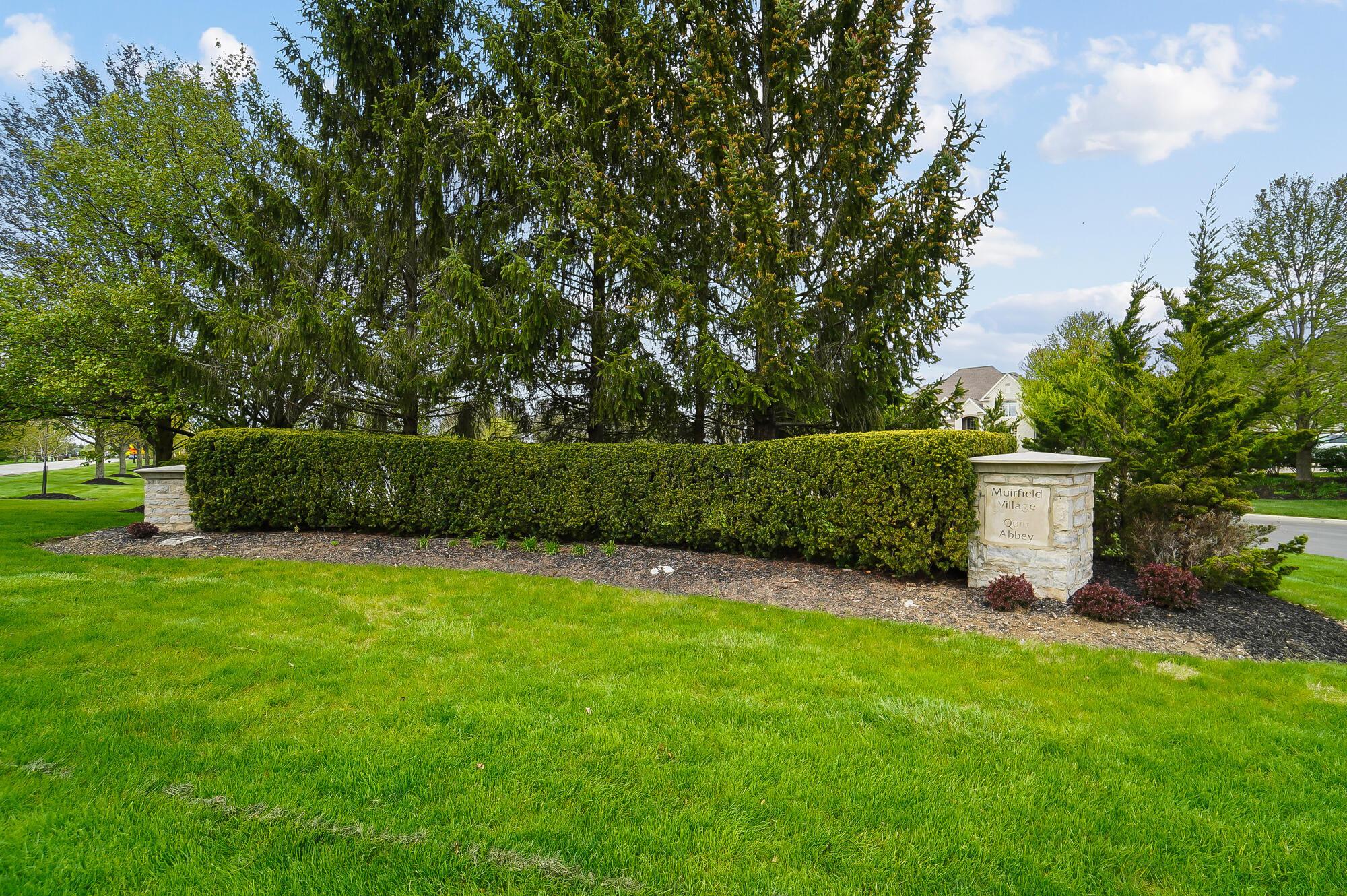 6090 Quin Abbey Court W