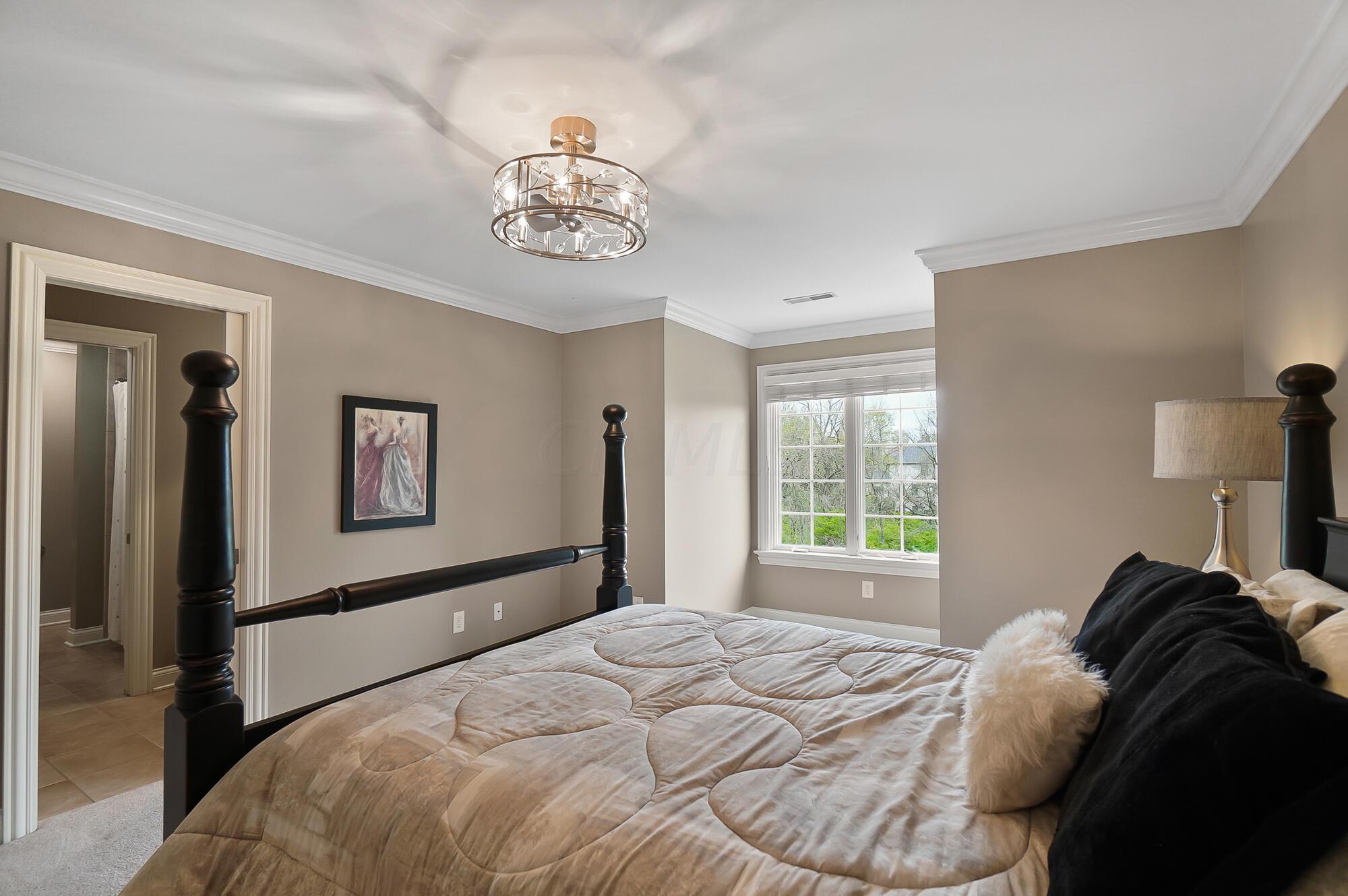 6090 Quin Abbey Court W