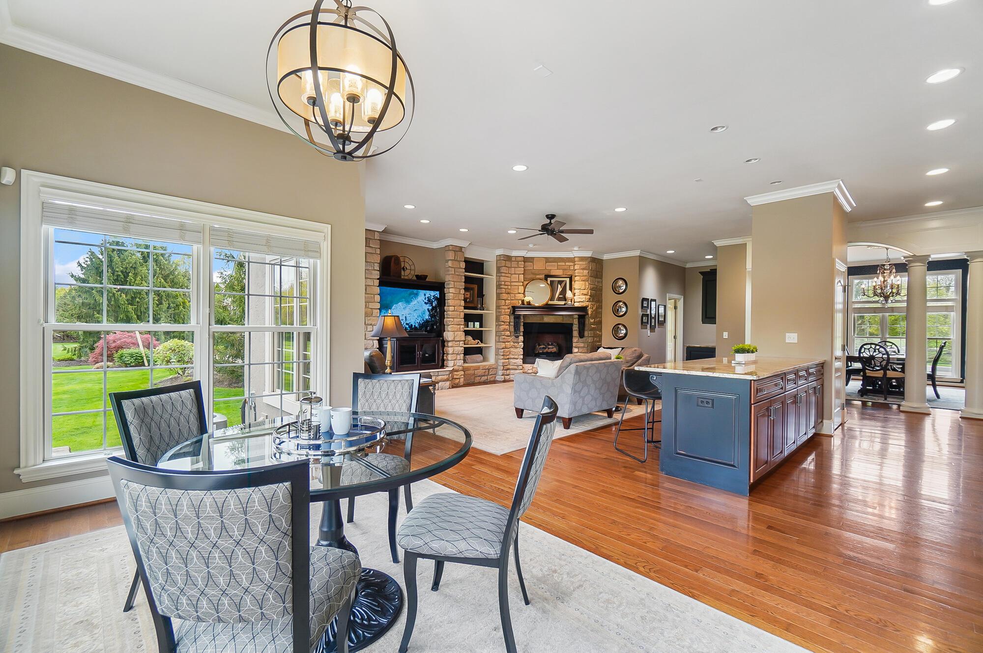 6090 Quin Abbey Court W
