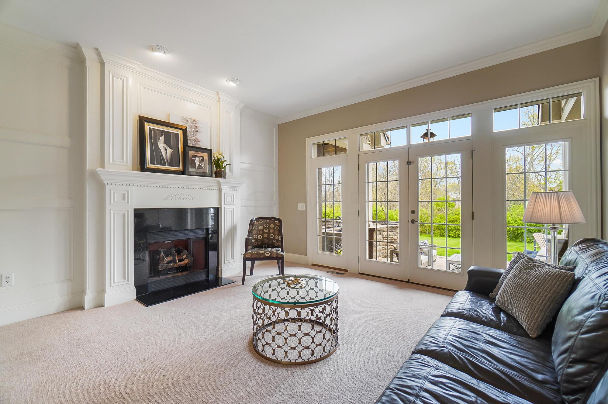 6090 Quin Abbey Court W