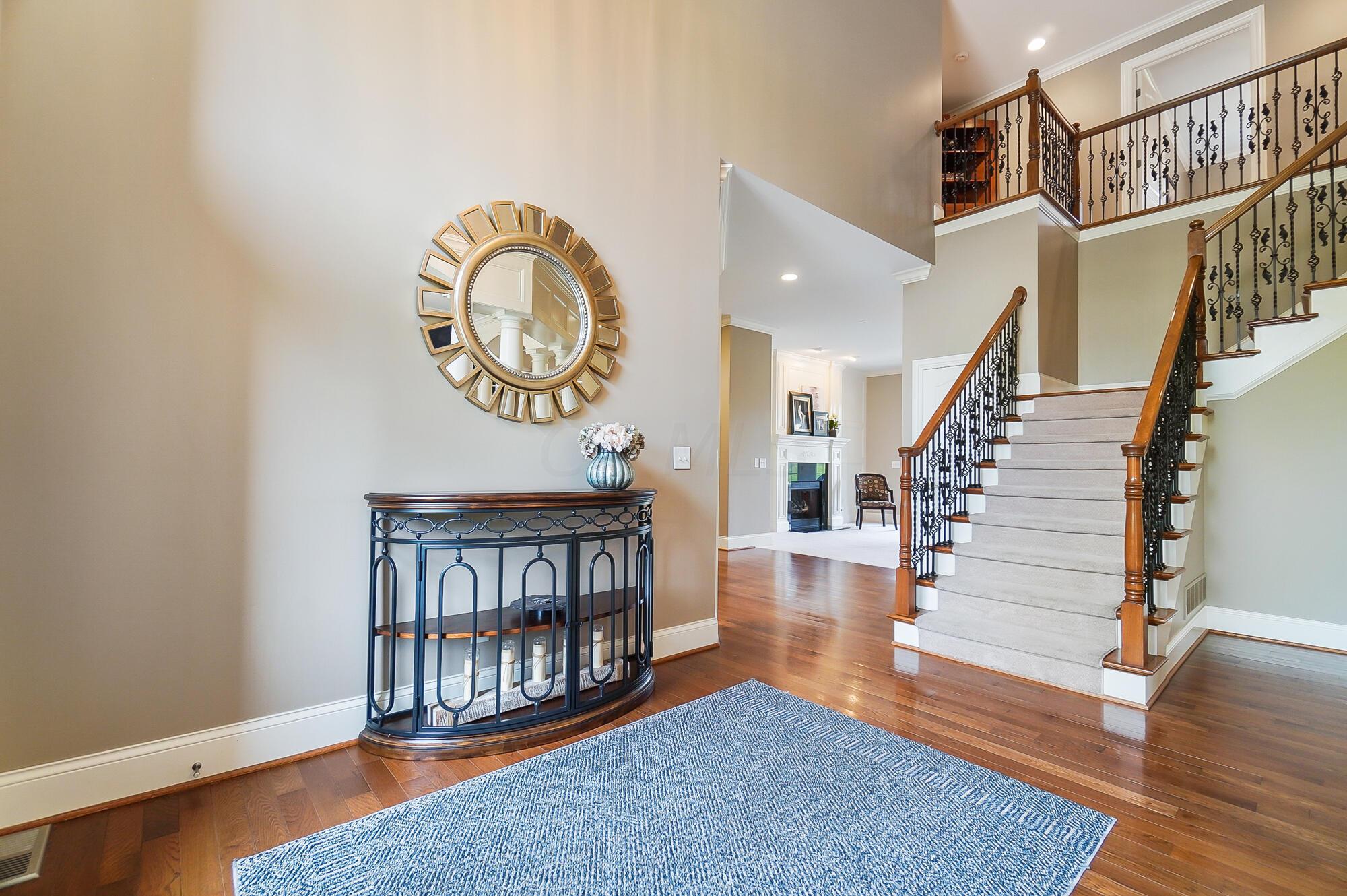 6090 Quin Abbey Court W