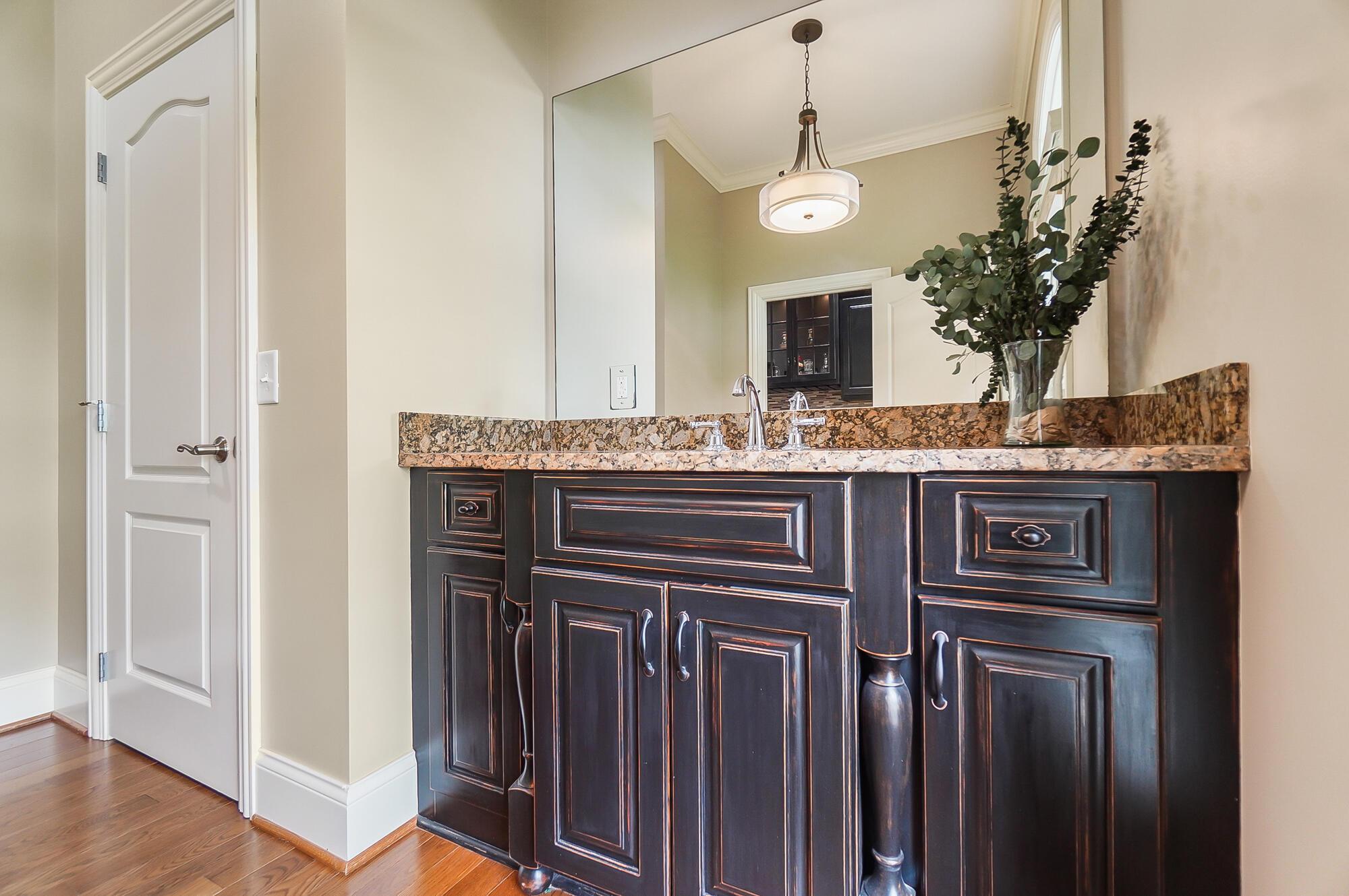 6090 Quin Abbey Court W
