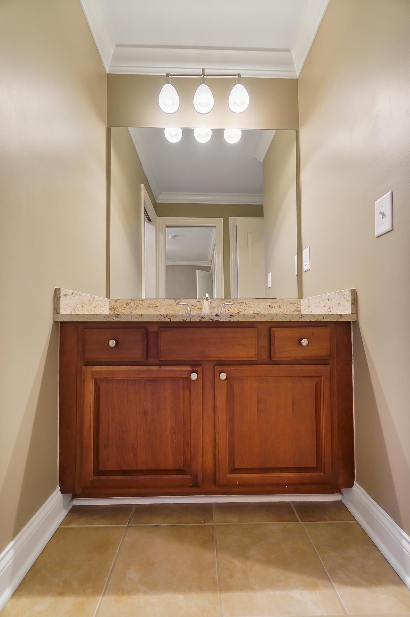 6090 Quin Abbey Court W