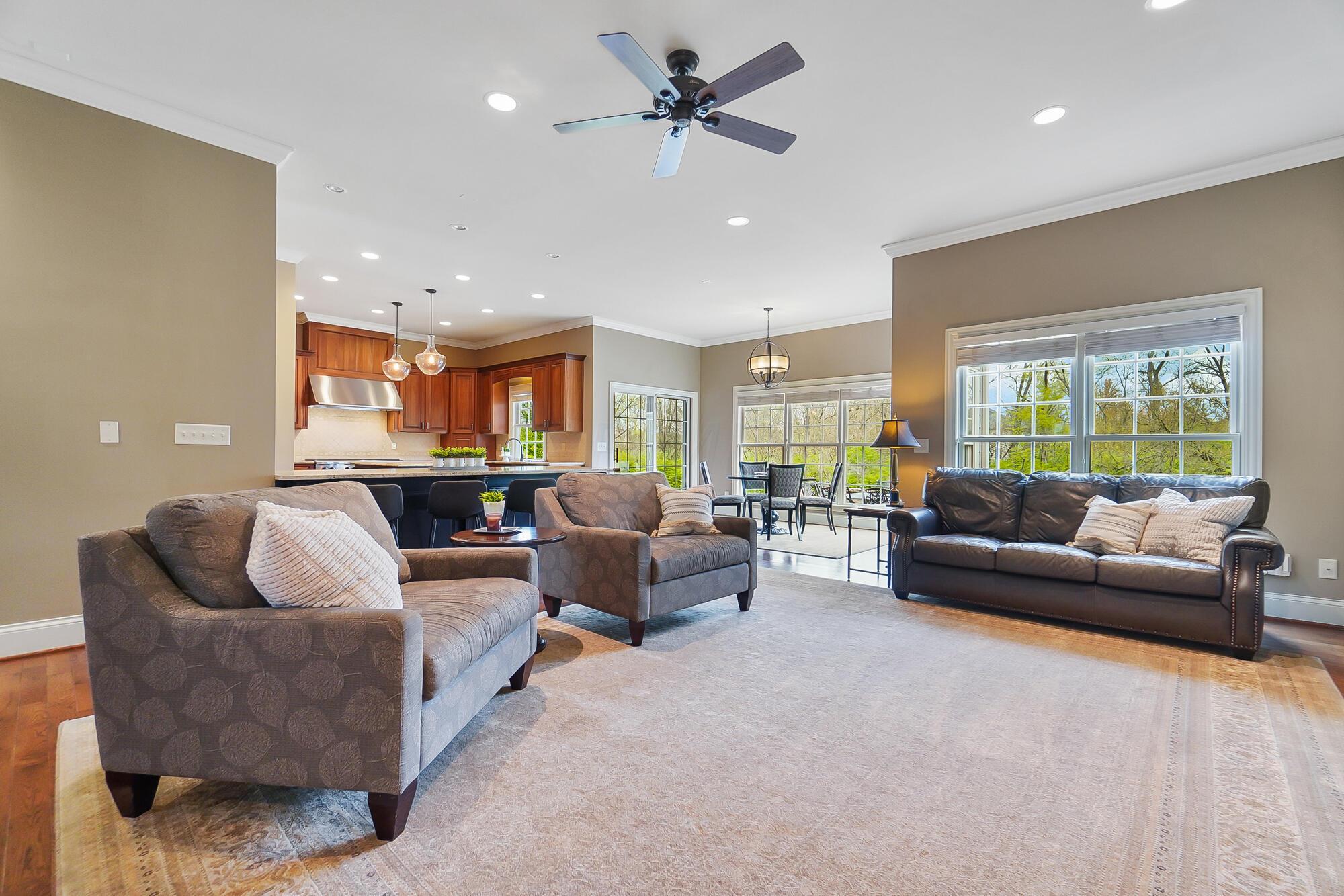 6090 Quin Abbey Court W