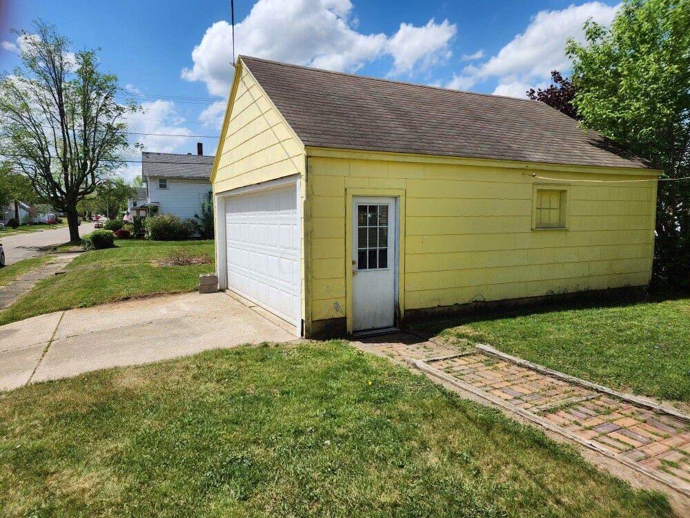 445 S 10th Street