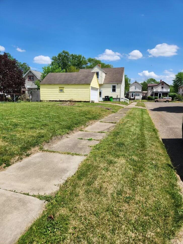 445 S 10th Street