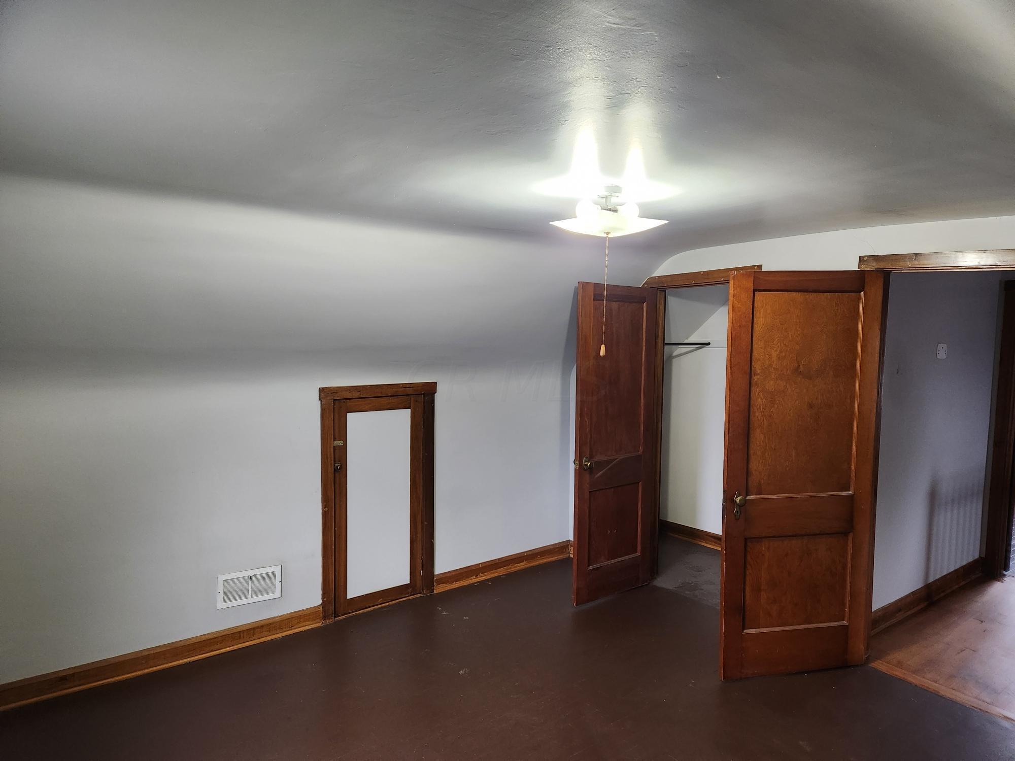 445 S 10th Street
