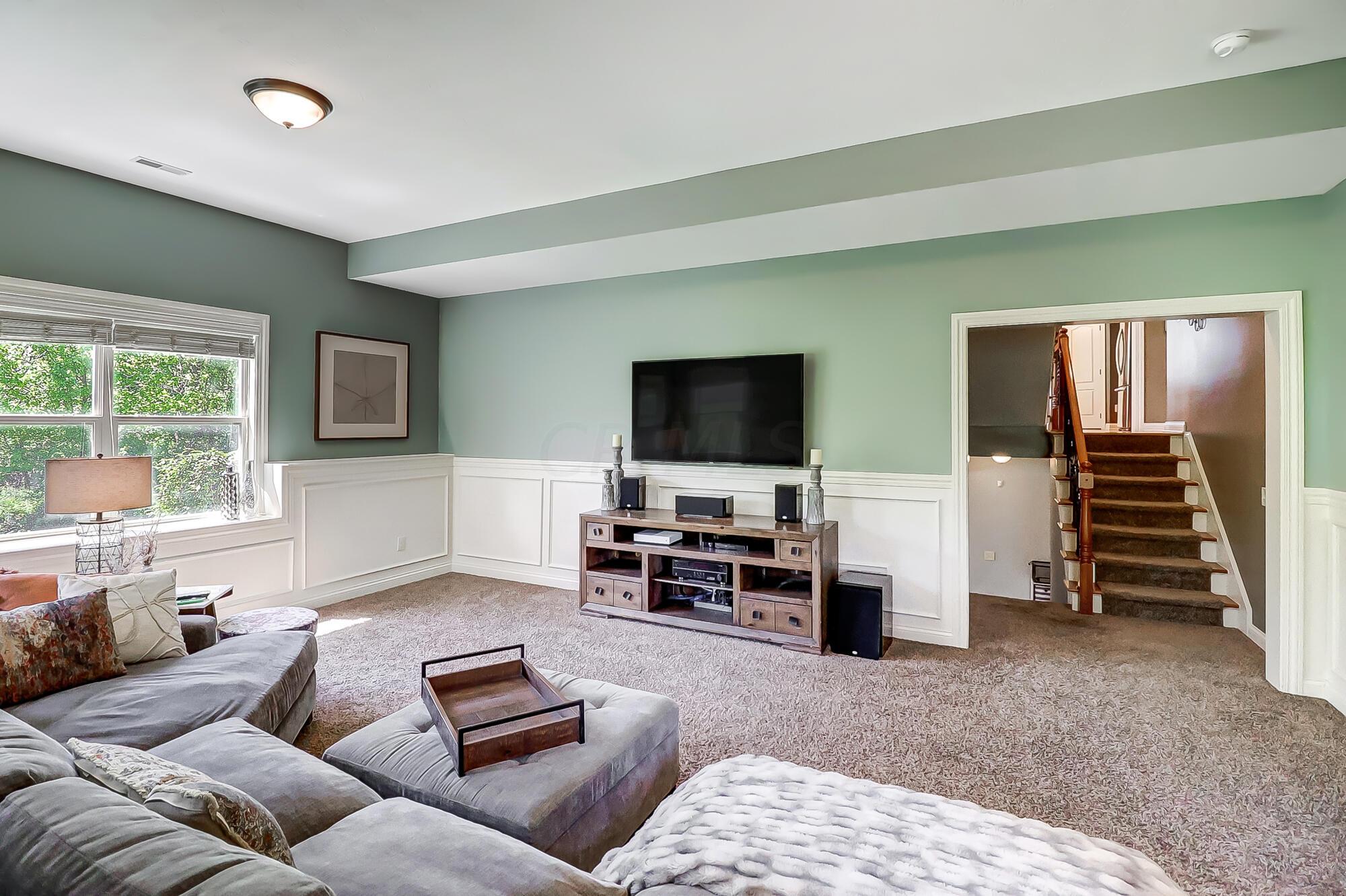 5879 Farmstead Lane