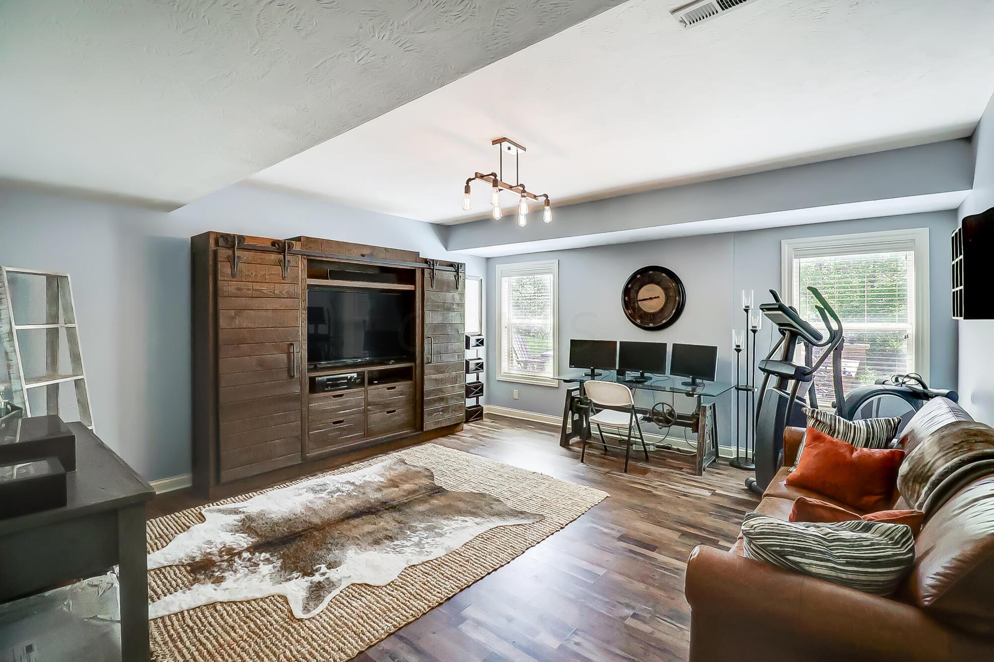 5879 Farmstead Lane