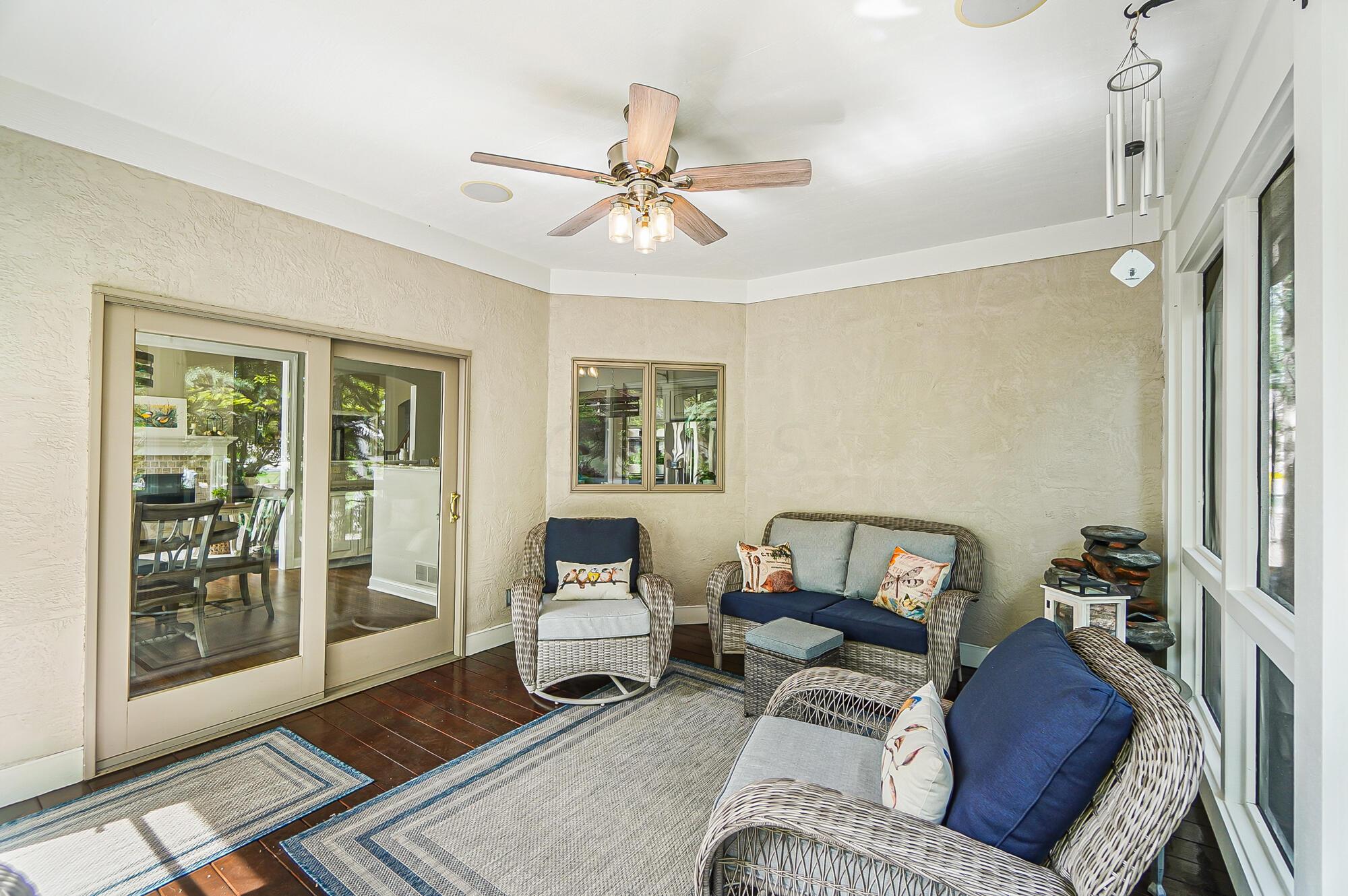 8115 Campbell Lane