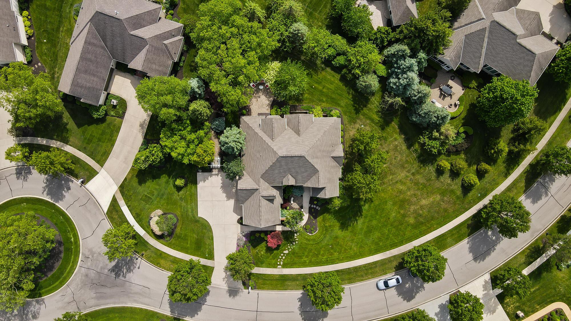 8115 Campbell Lane