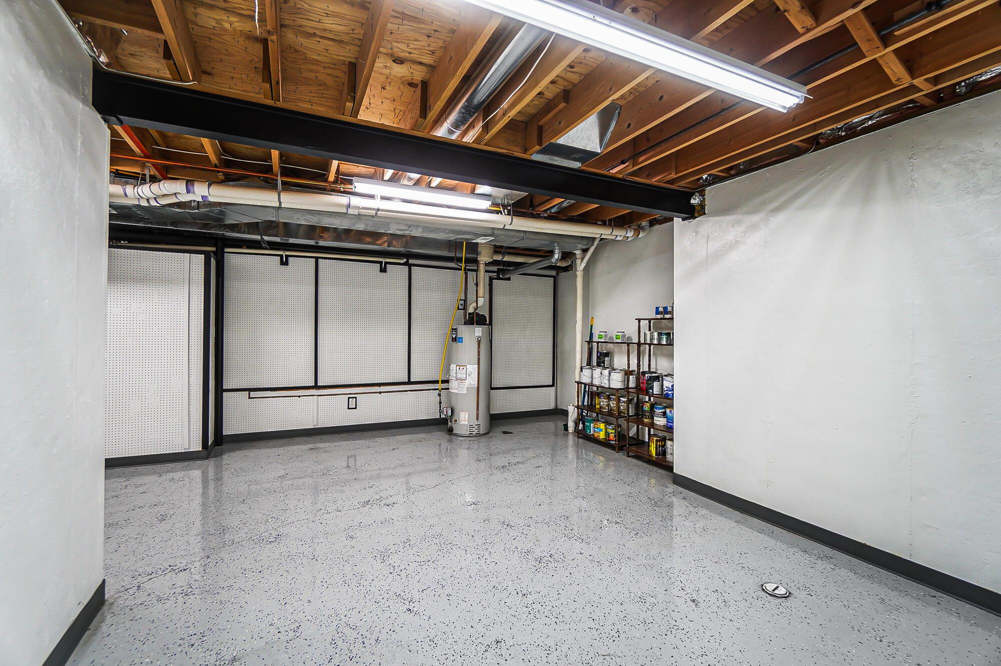 8115 Campbell Lane