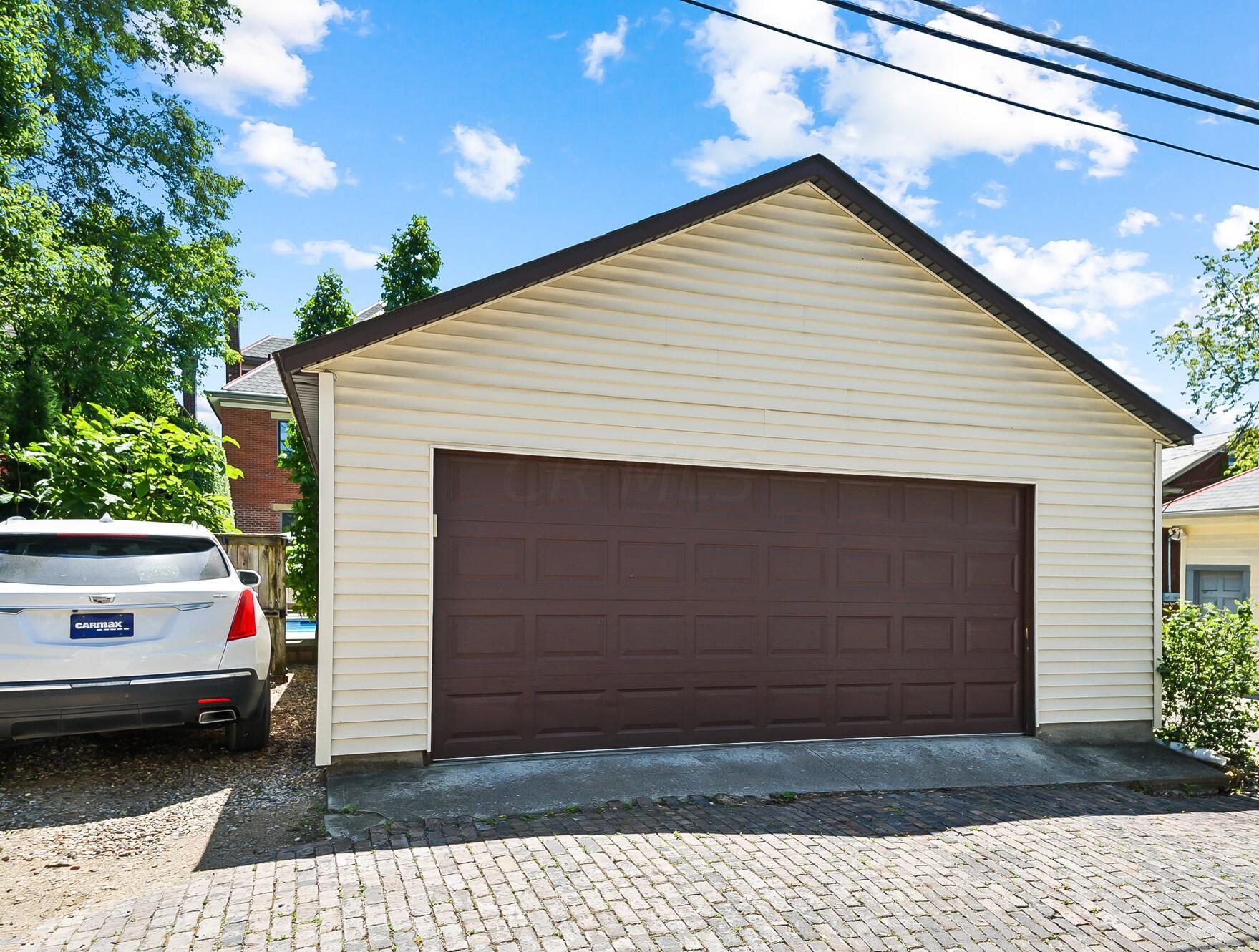 158 Buttles Avenue