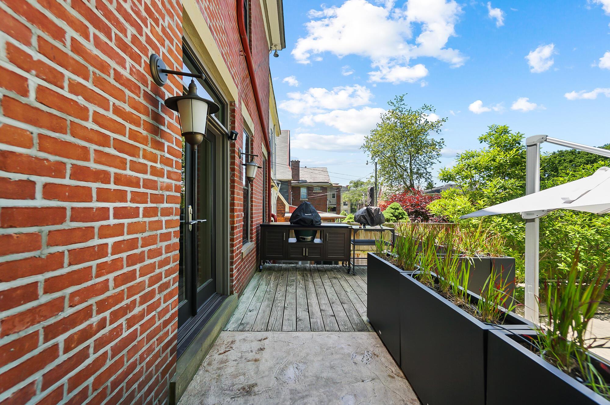 158 Buttles Avenue