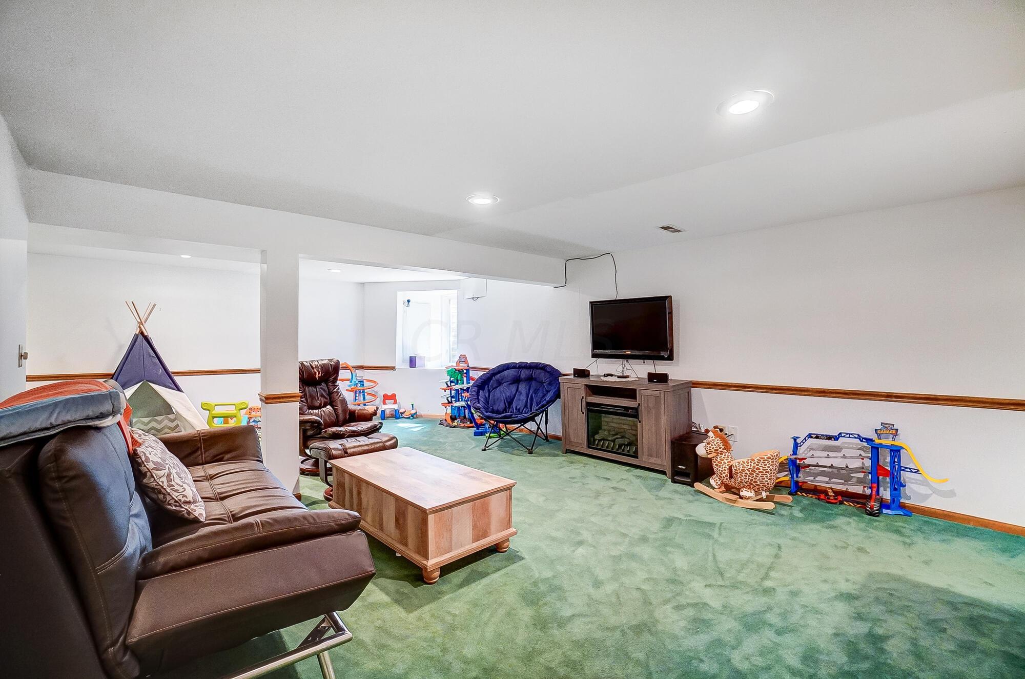 8385 Kirkaldy Court