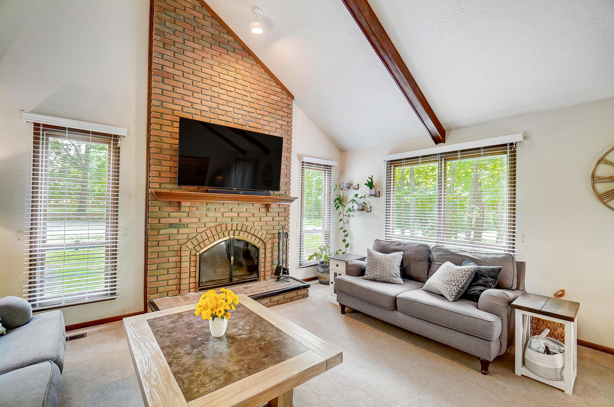 8385 Kirkaldy Court