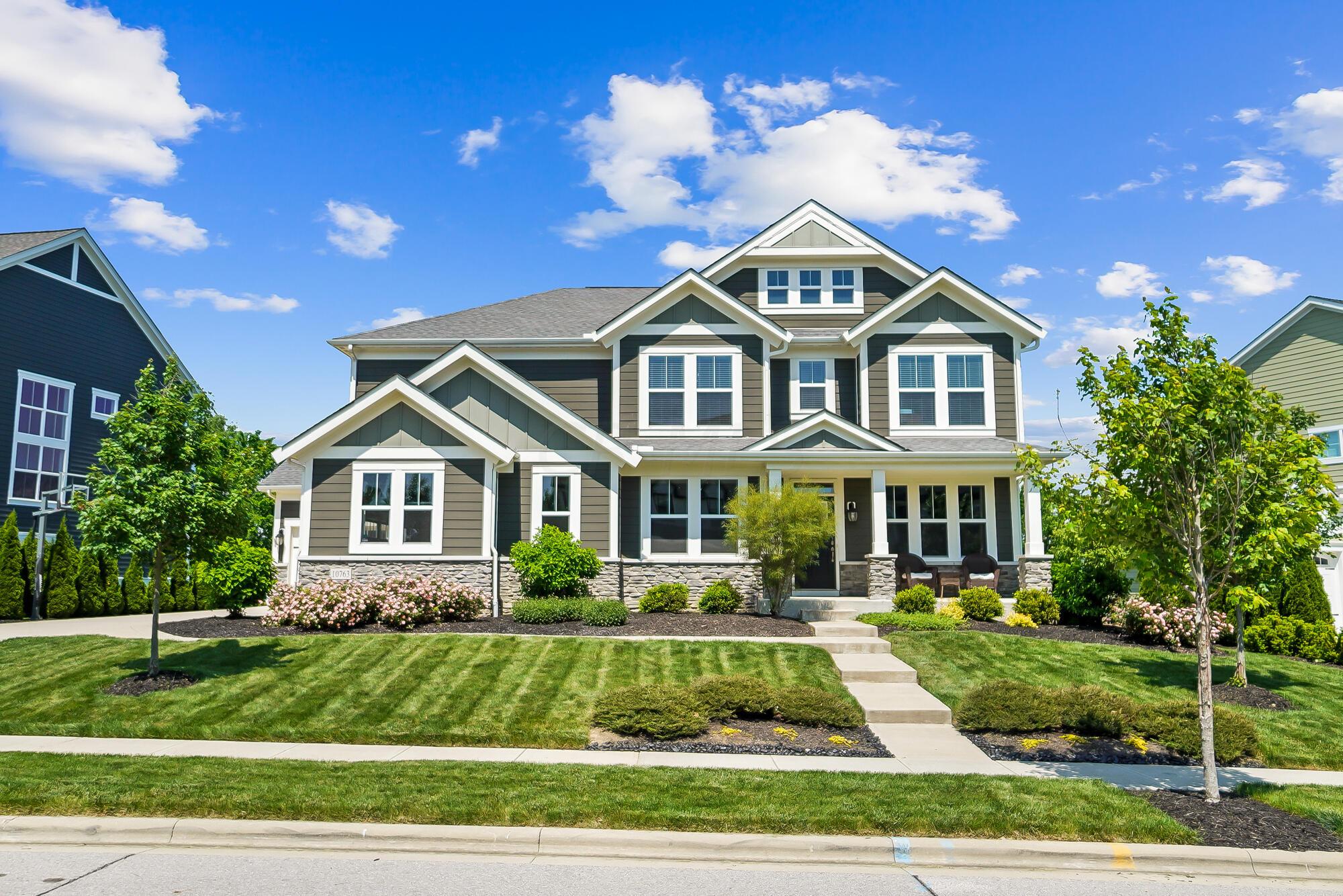 10763 Honeysuckle Way