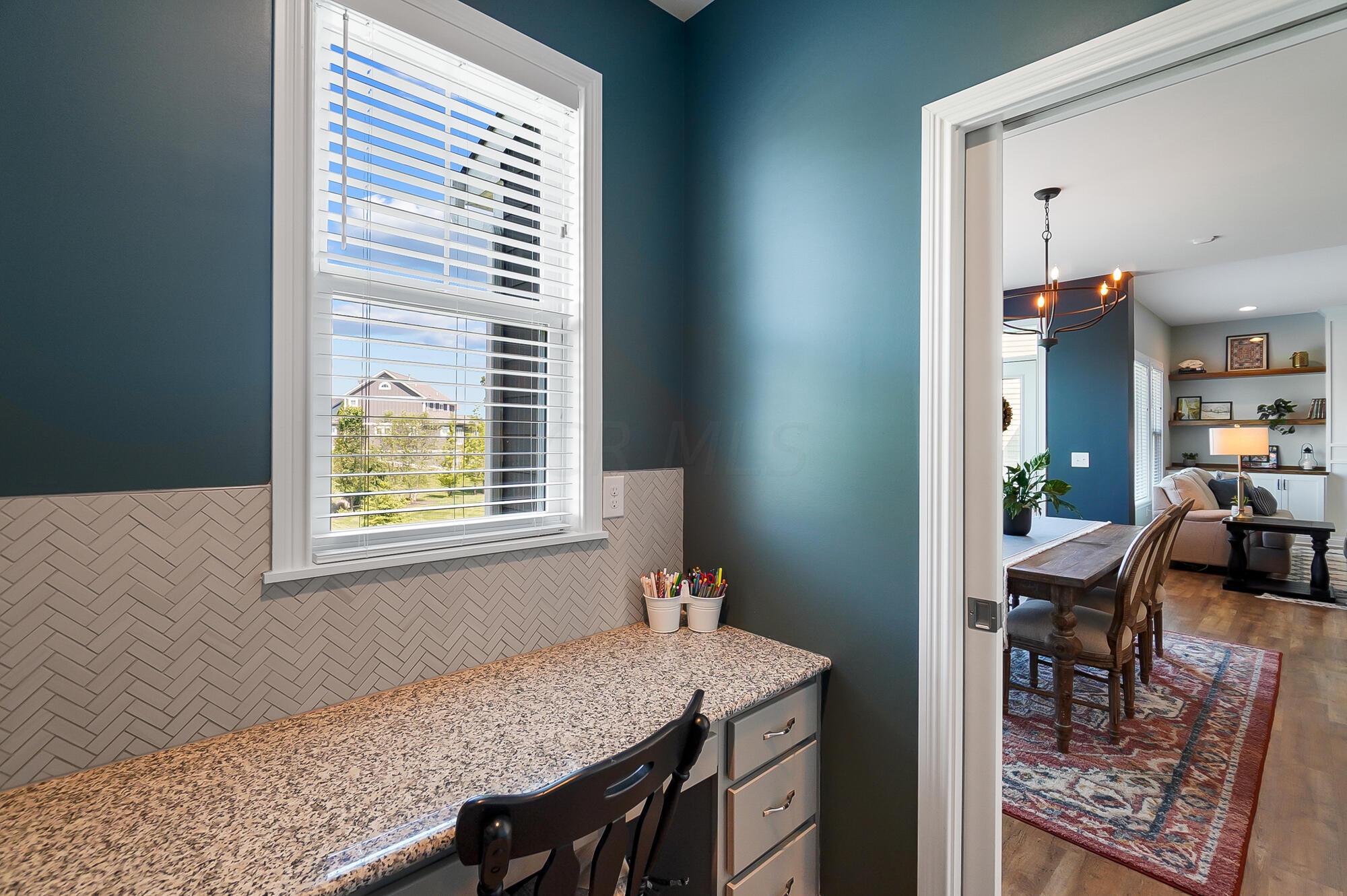 10763 Honeysuckle Way