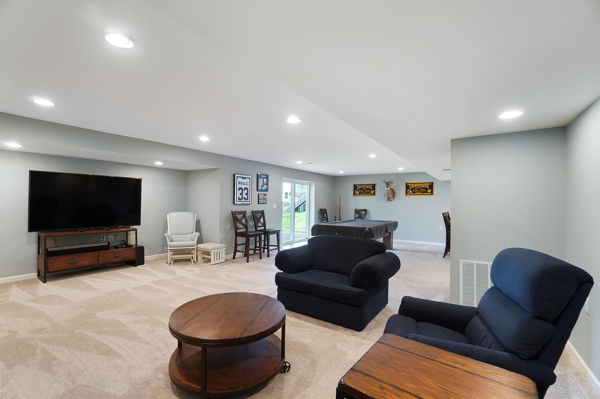 10763 Honeysuckle Way