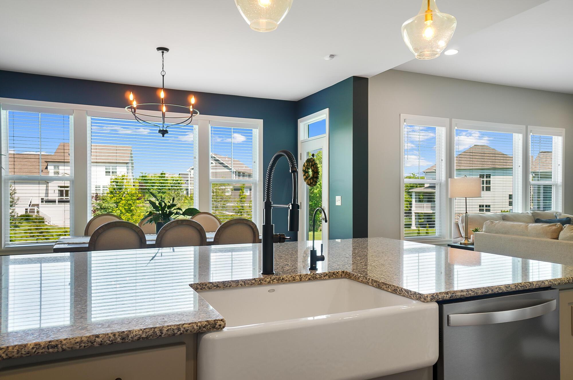 10763 Honeysuckle Way